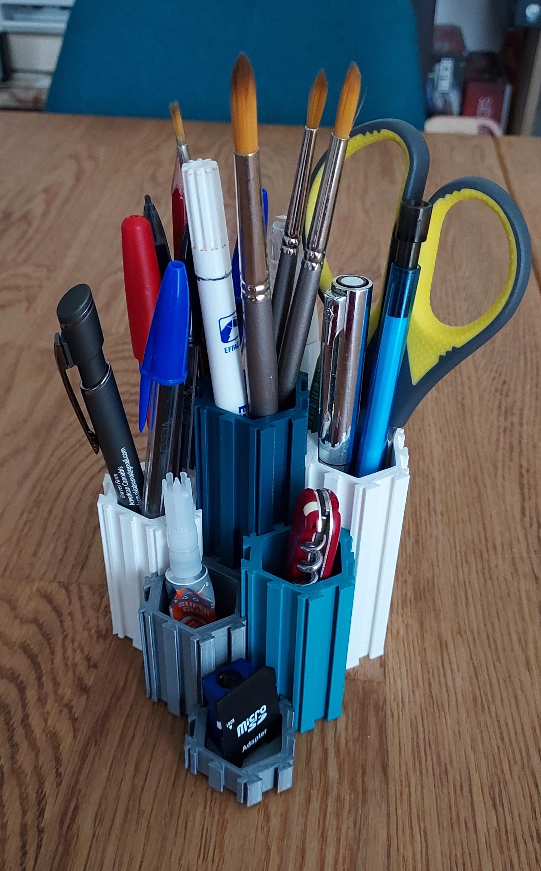 Modular Pencils or Pens Holder 3d model