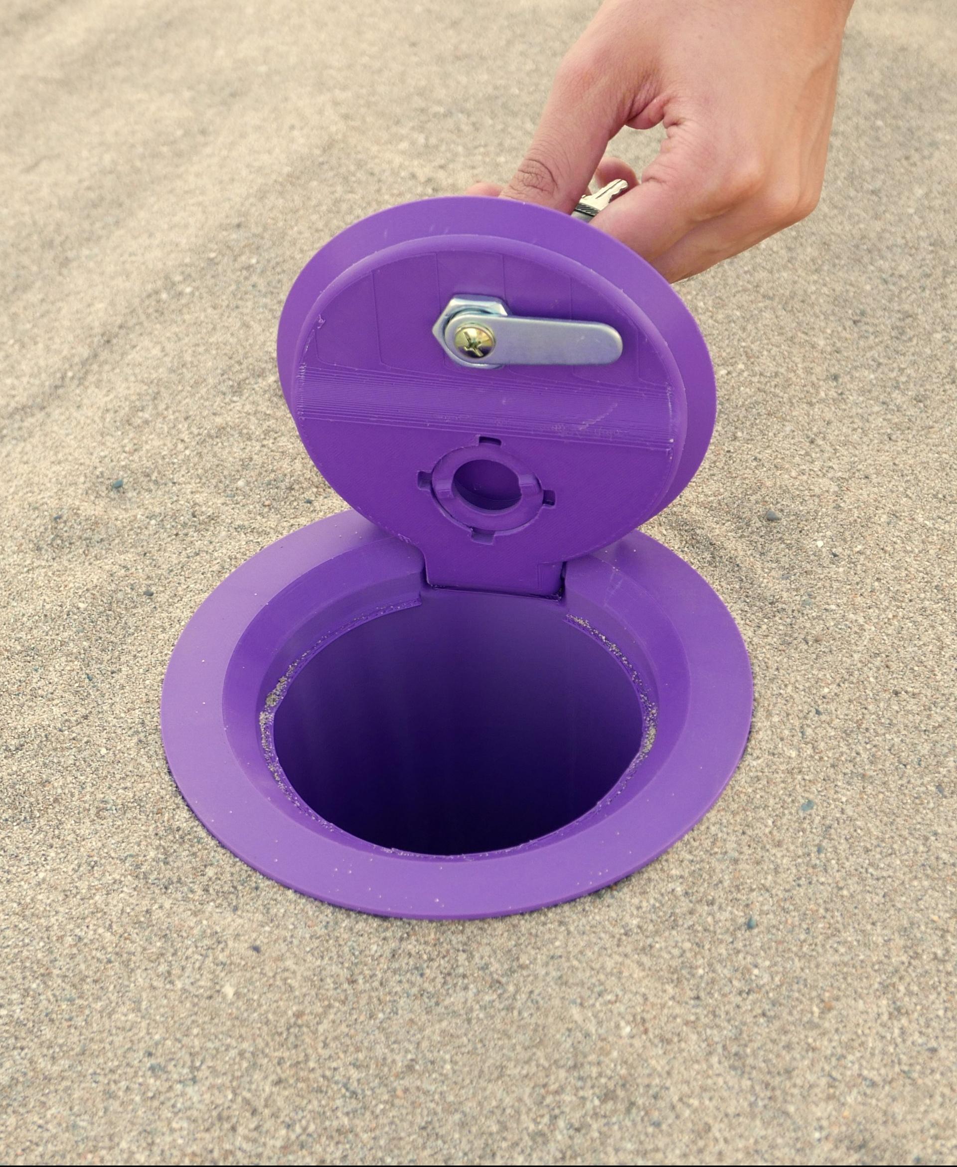 SAND SAFE 2 (With Keys and AirTag) 3d model