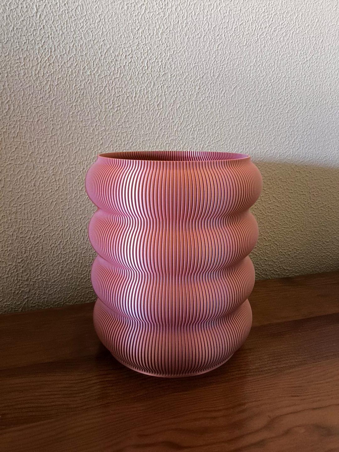 Flowing Grace Vase with Optional Lid 3d model