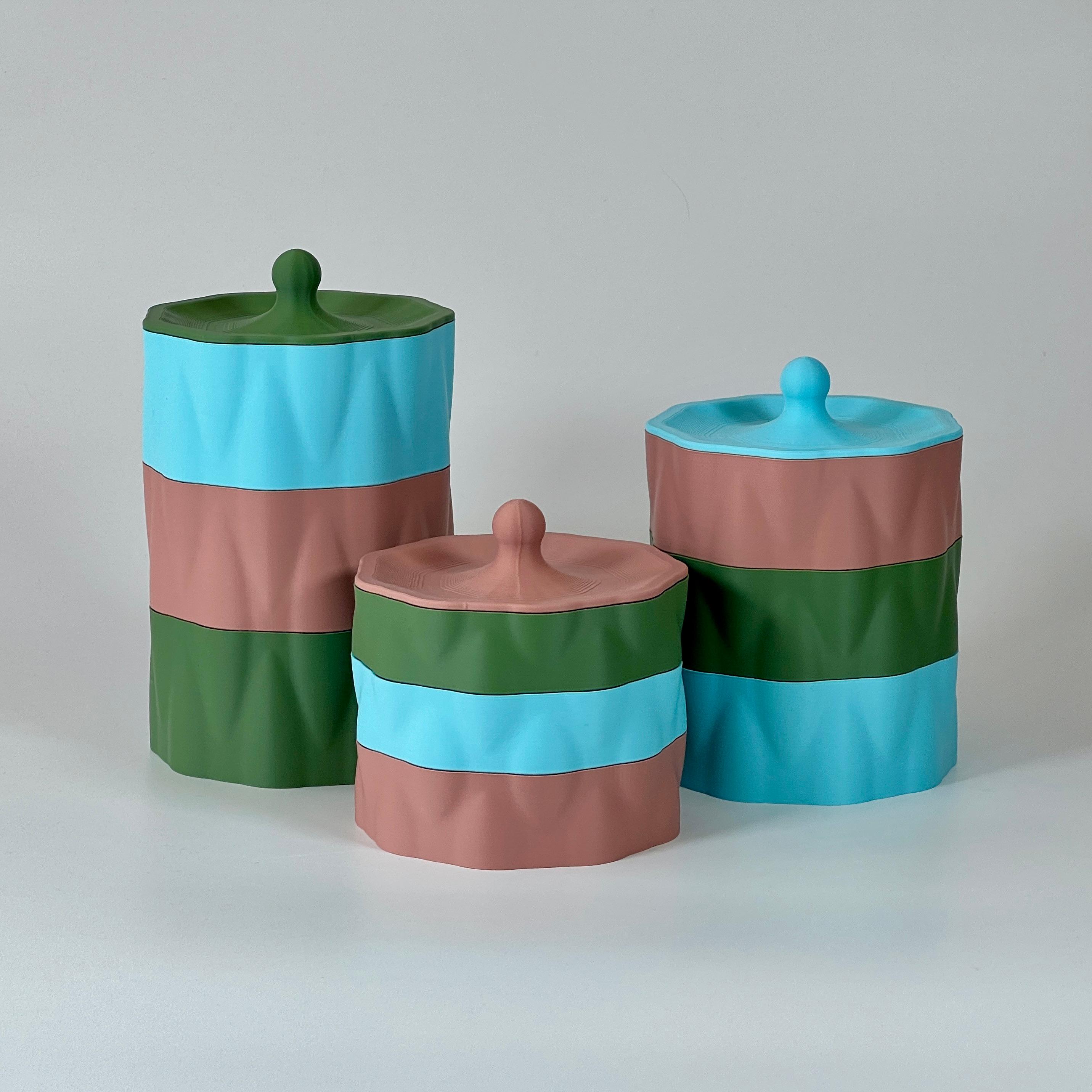 Set of 3 Stackable Storage Boxes with Cap 3d model