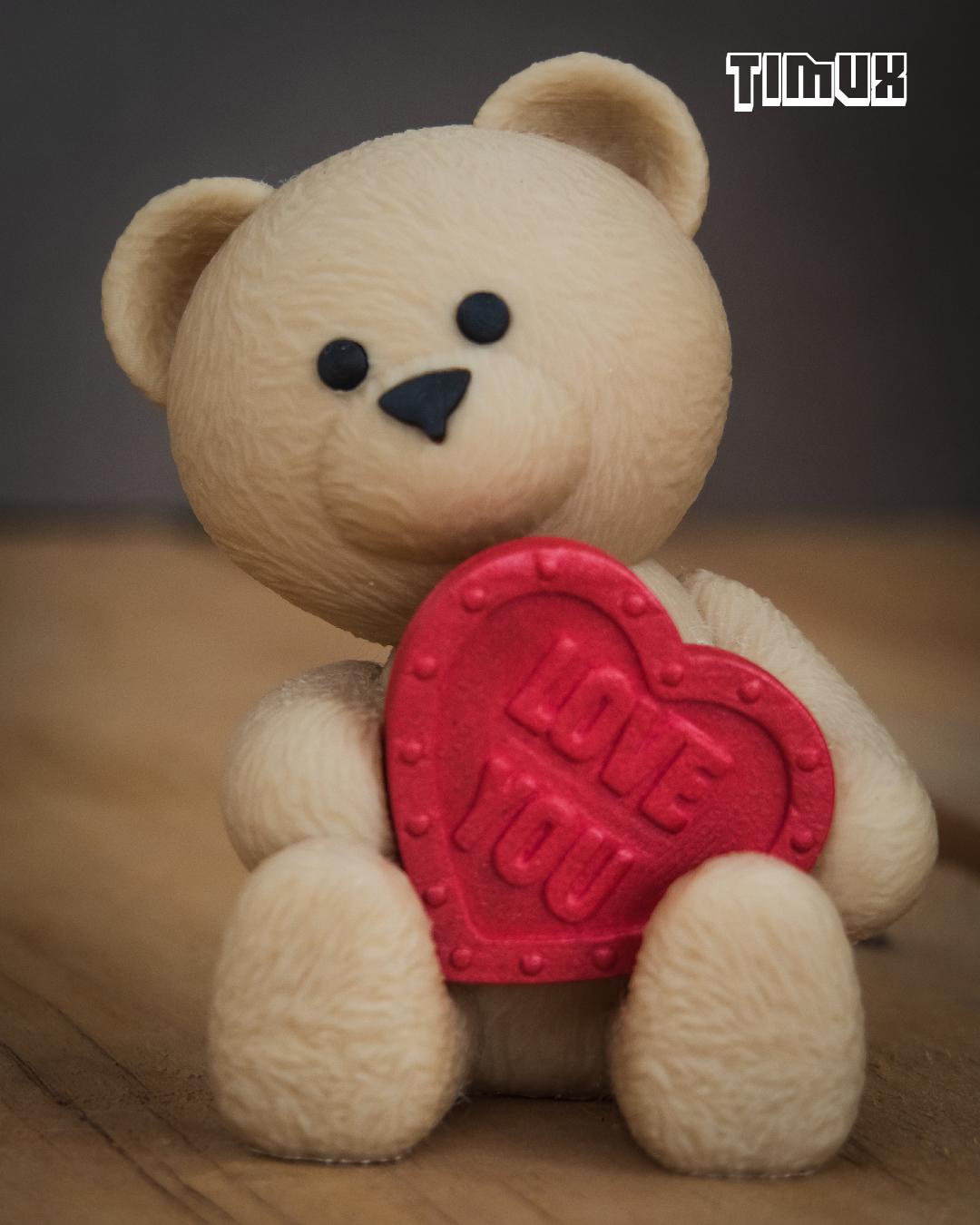 TEDDY BEAR WITH HEART 3d model