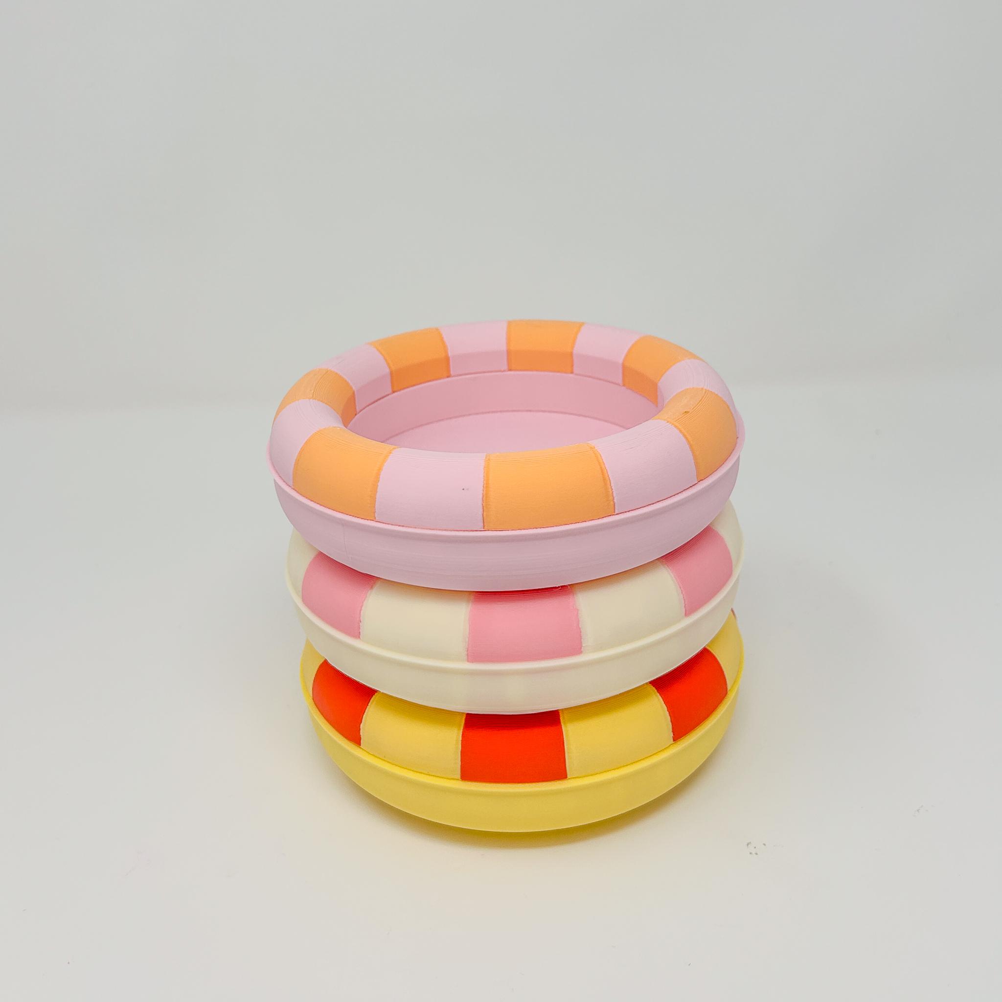 Retro Striped Inner Tube Stackable Tray - Stylish and Functional Storage Solution 3d model