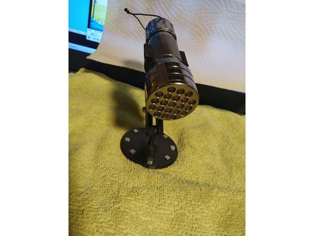 lamp holder with magnetic mount 5x5x5mm magnets 3d model