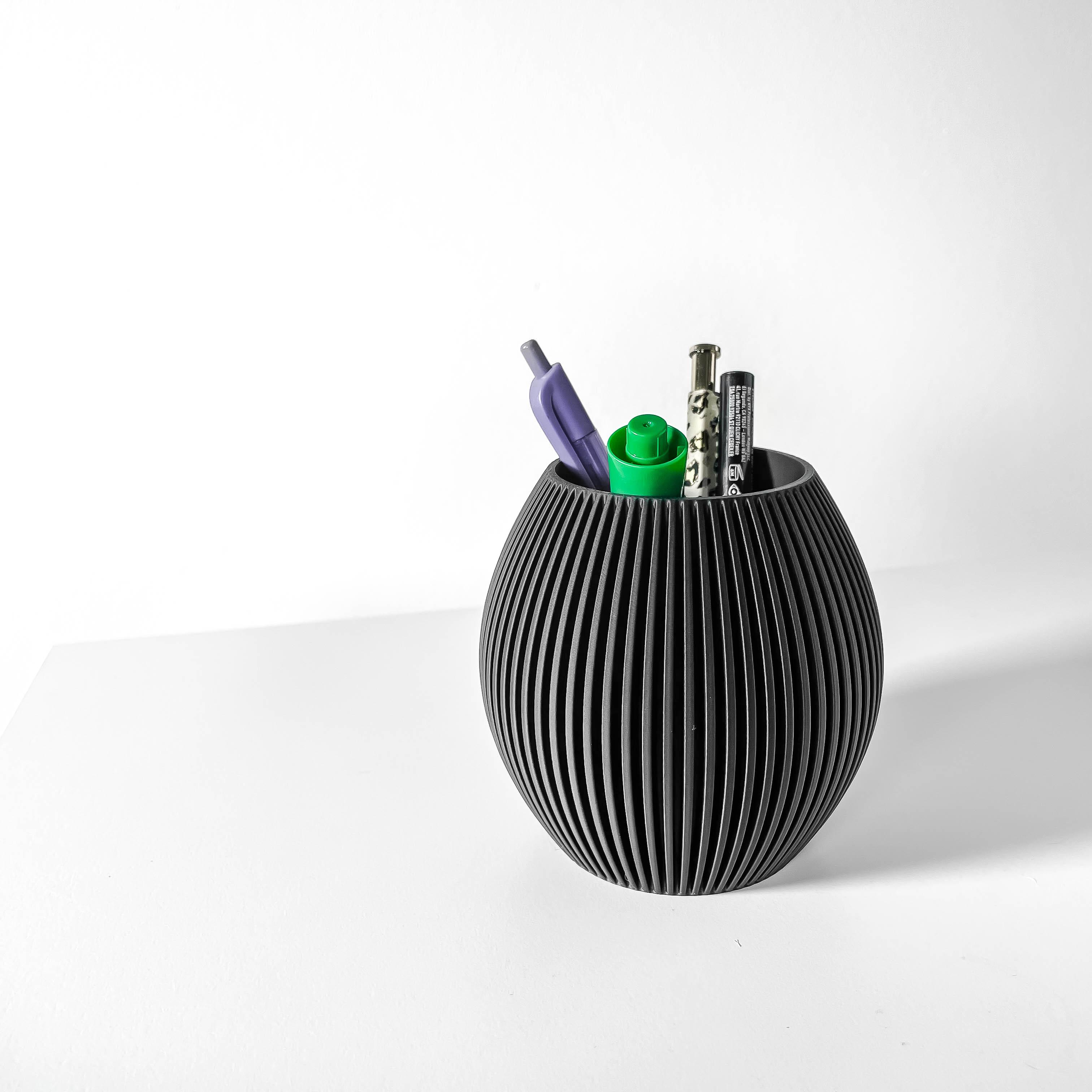 The Renis Pen Holder | Desk Organizer and Pencil Cup Holder | Modern Office and Home Decor 3d model