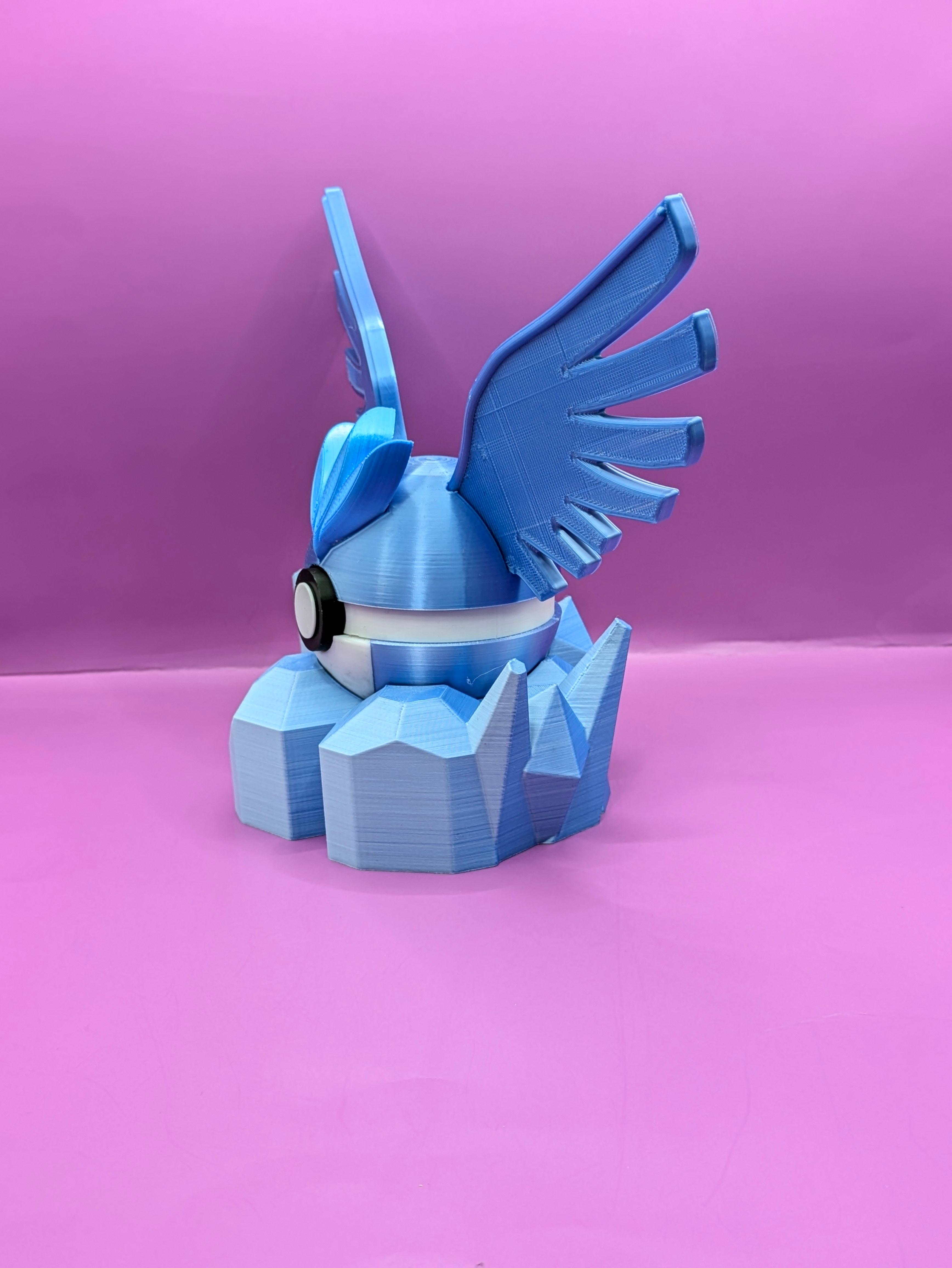 Articuno Pokeball With Iceberg Stand.stl 3d model