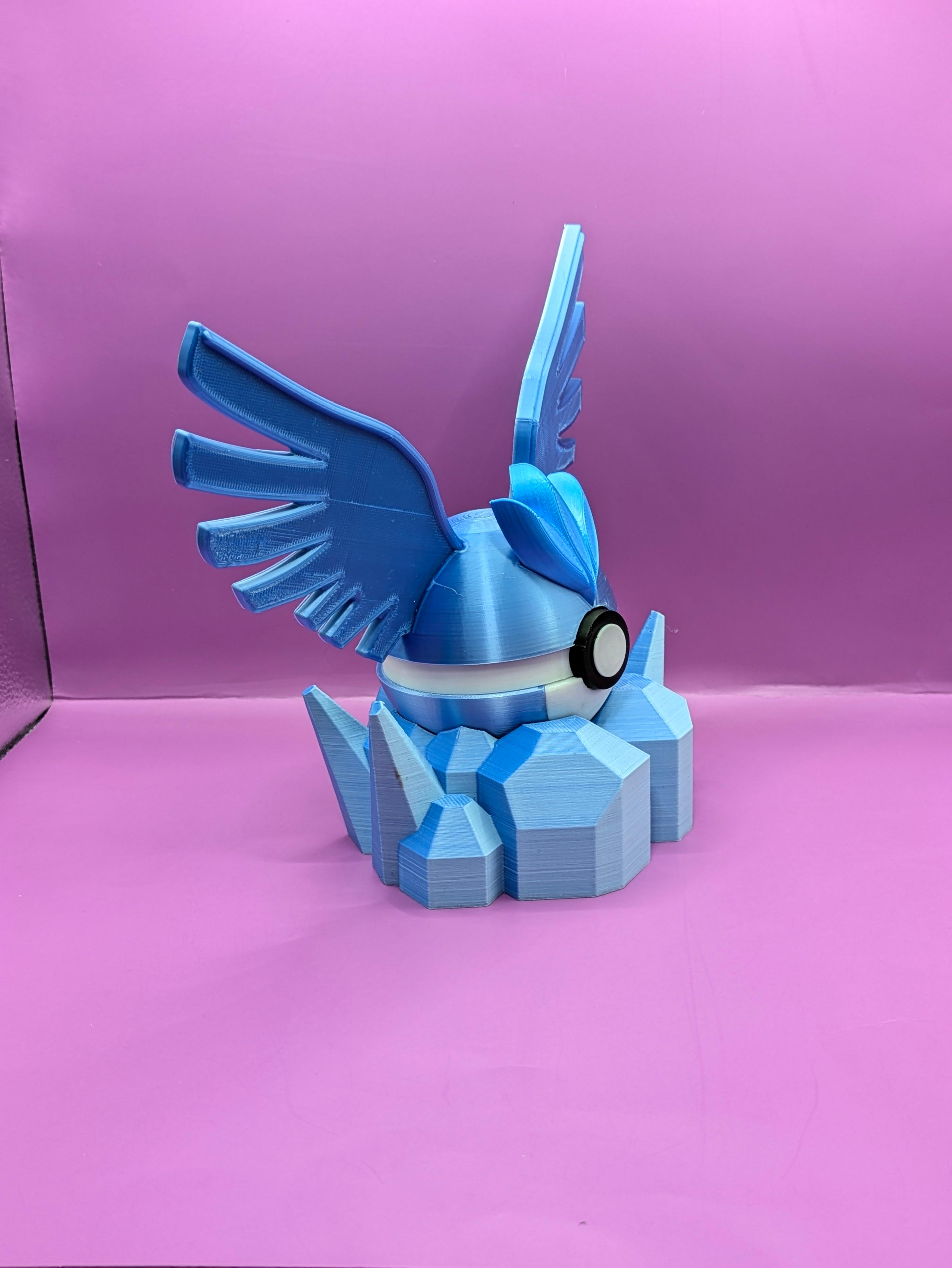 Articuno Pokeball With Iceberg Stand.stl 3d model