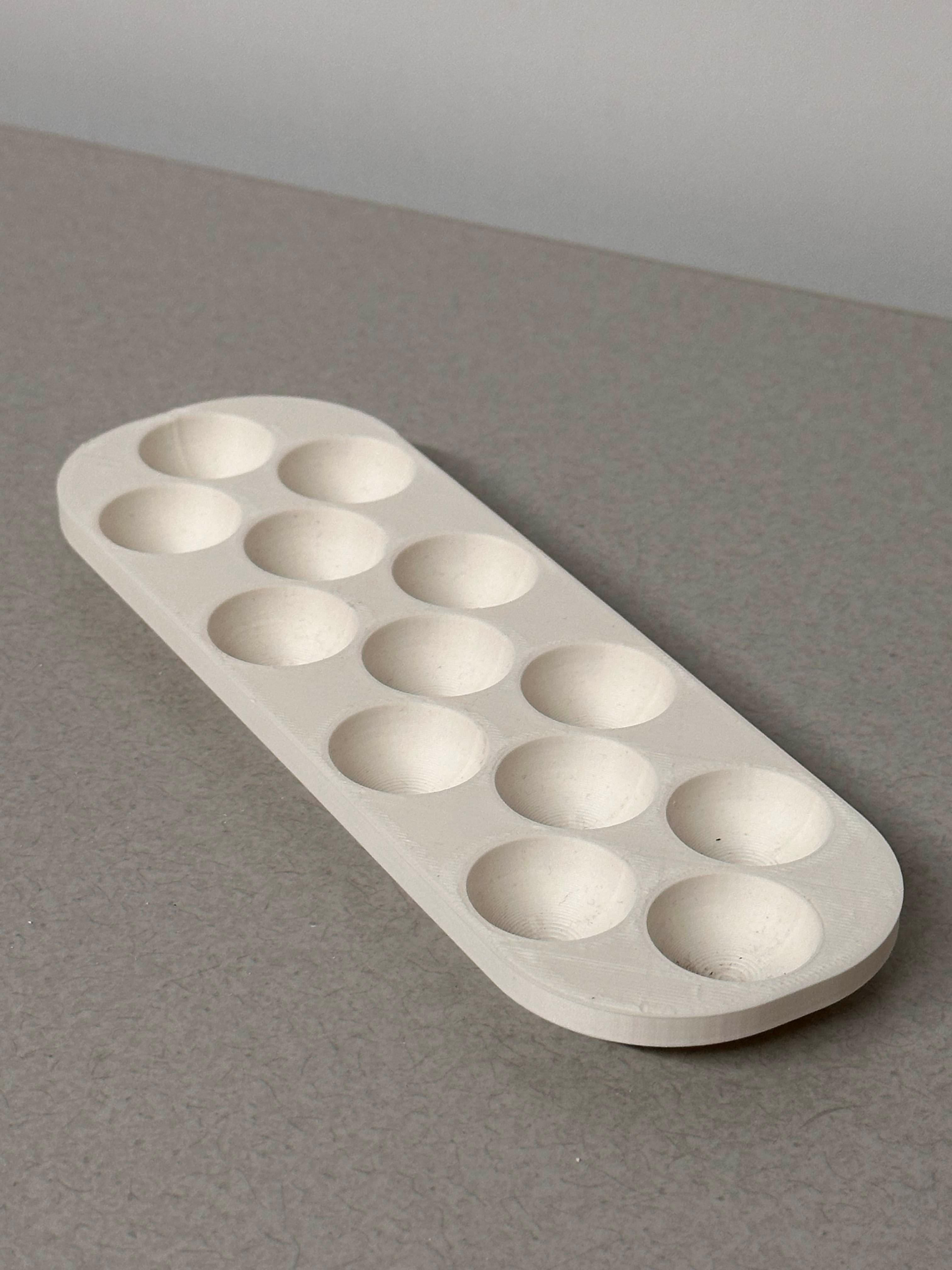 19 Quail Egg Tray 3d model