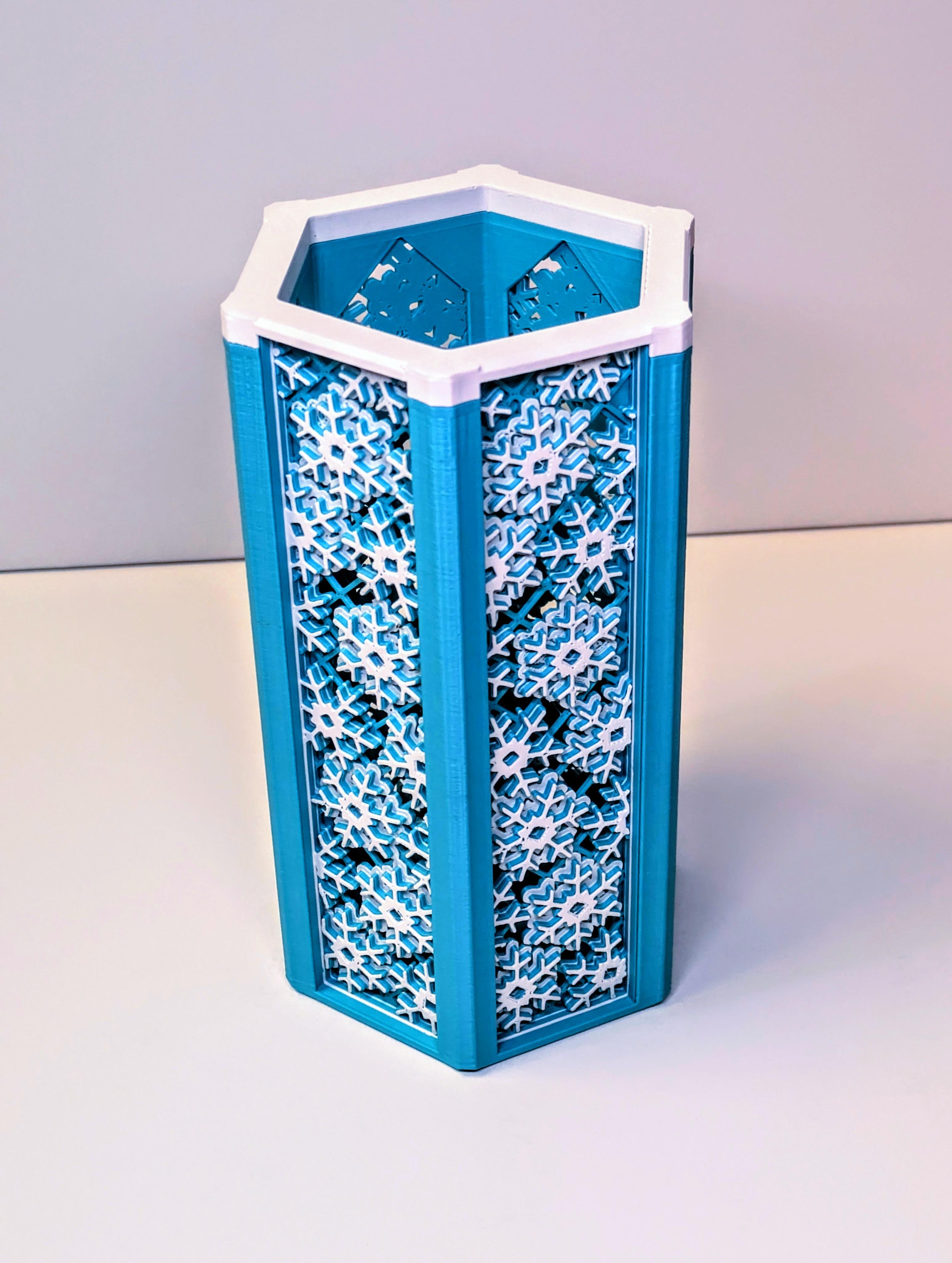 Interchangeable Vase Snowflake Panels 3d model