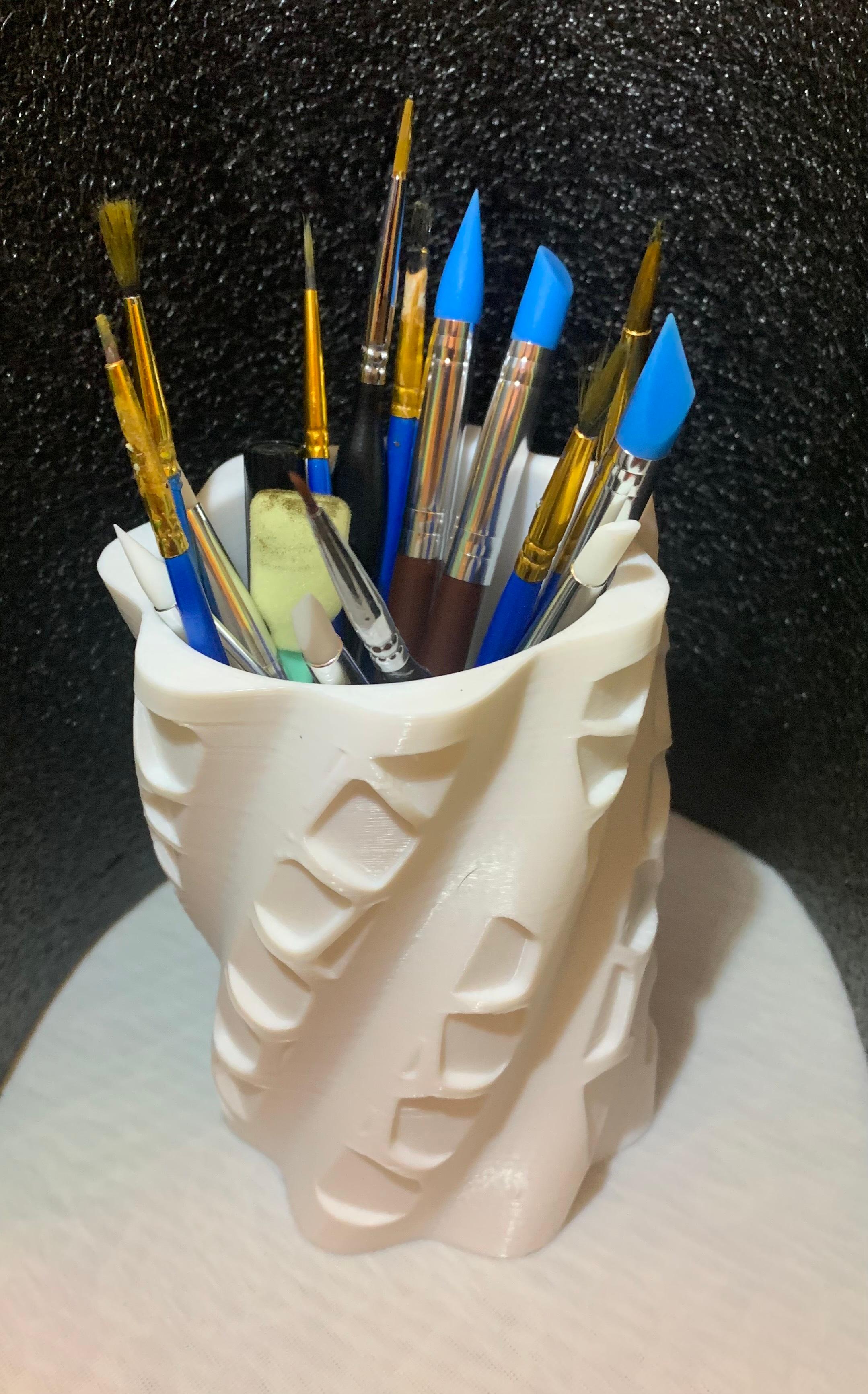 Twisted Voronoi Pen cup 3d model