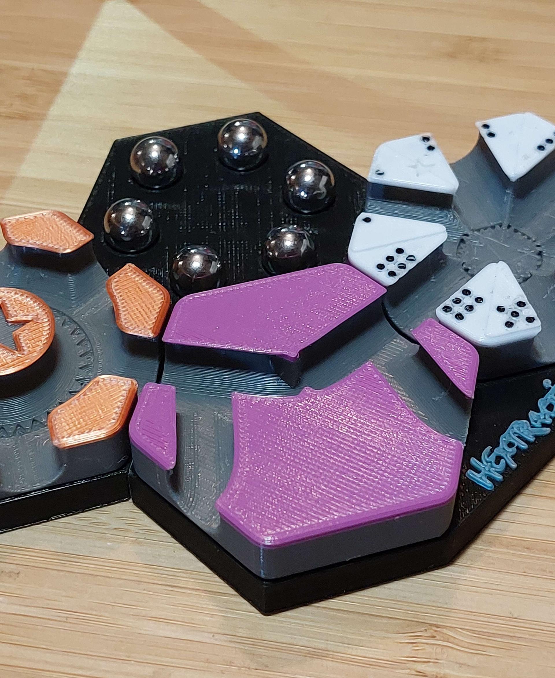 Hextraction Tile/Ball Holder (Modular / tiny printer version) 3d model
