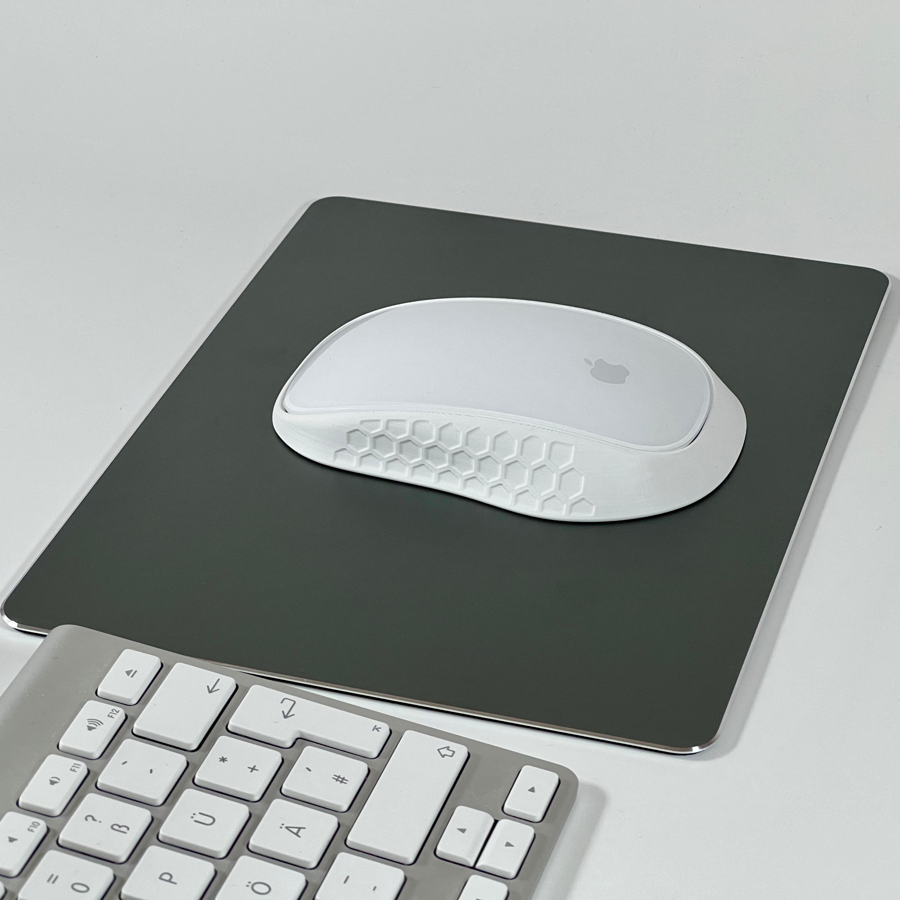 Apple Magic Mouse Ergonomic Case Extra Grip 3d model