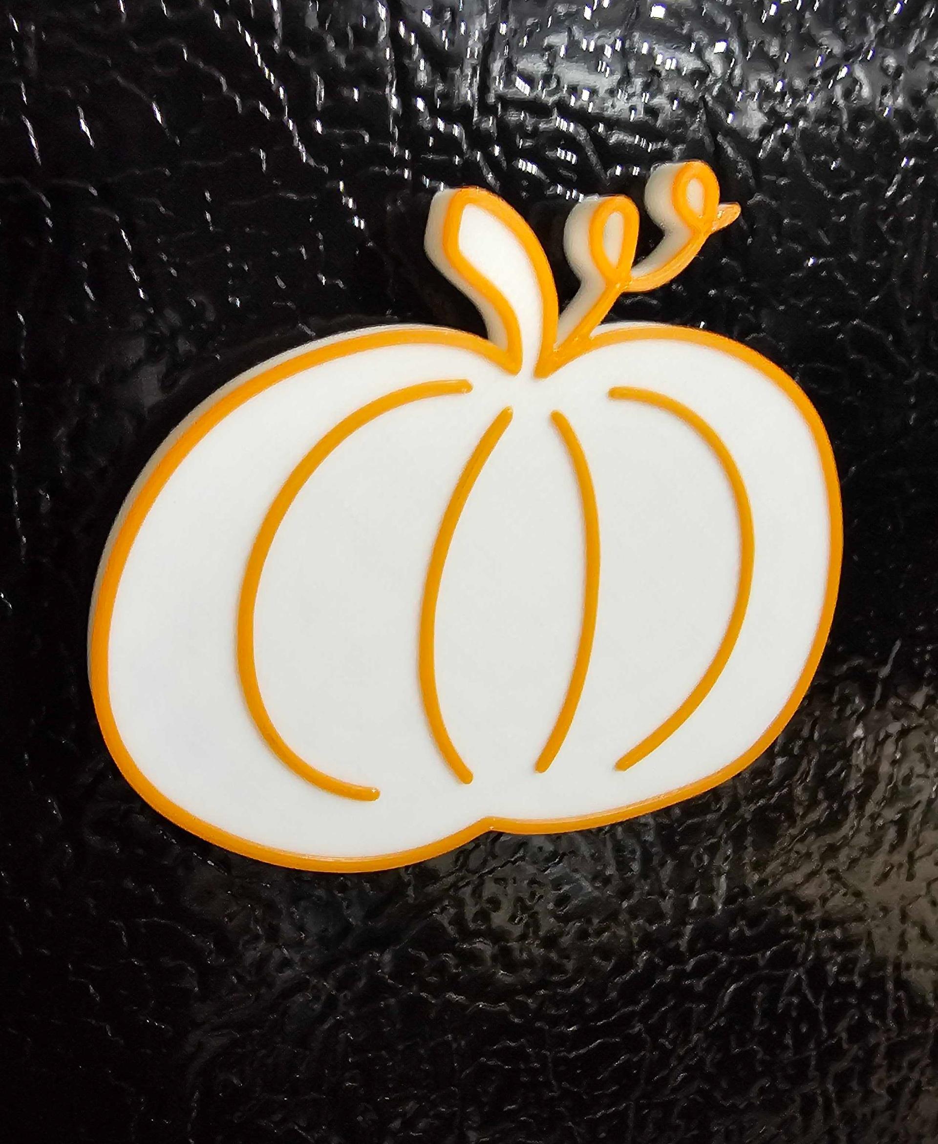 Pumpkin with vine | Fall / Autumn seasonal decor | Halloween / Thanksgiving magnet 3d model