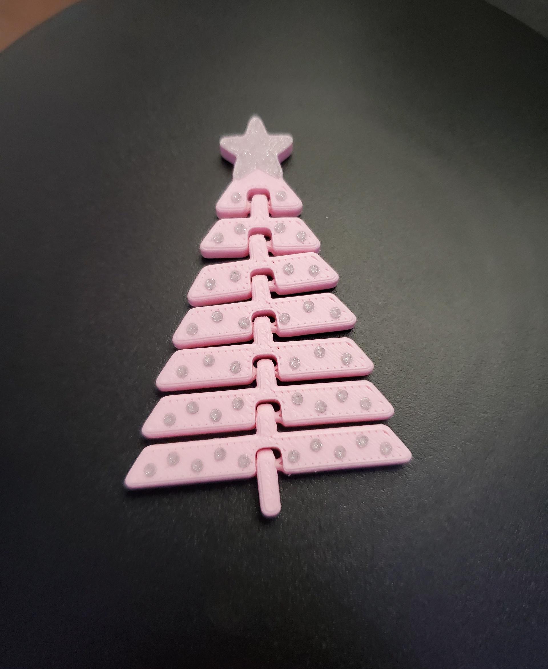 Articulated Christmas Tree with Star and Ornaments - Print in place fidget toys - 3mf - polyterra sakura pink - 3d model