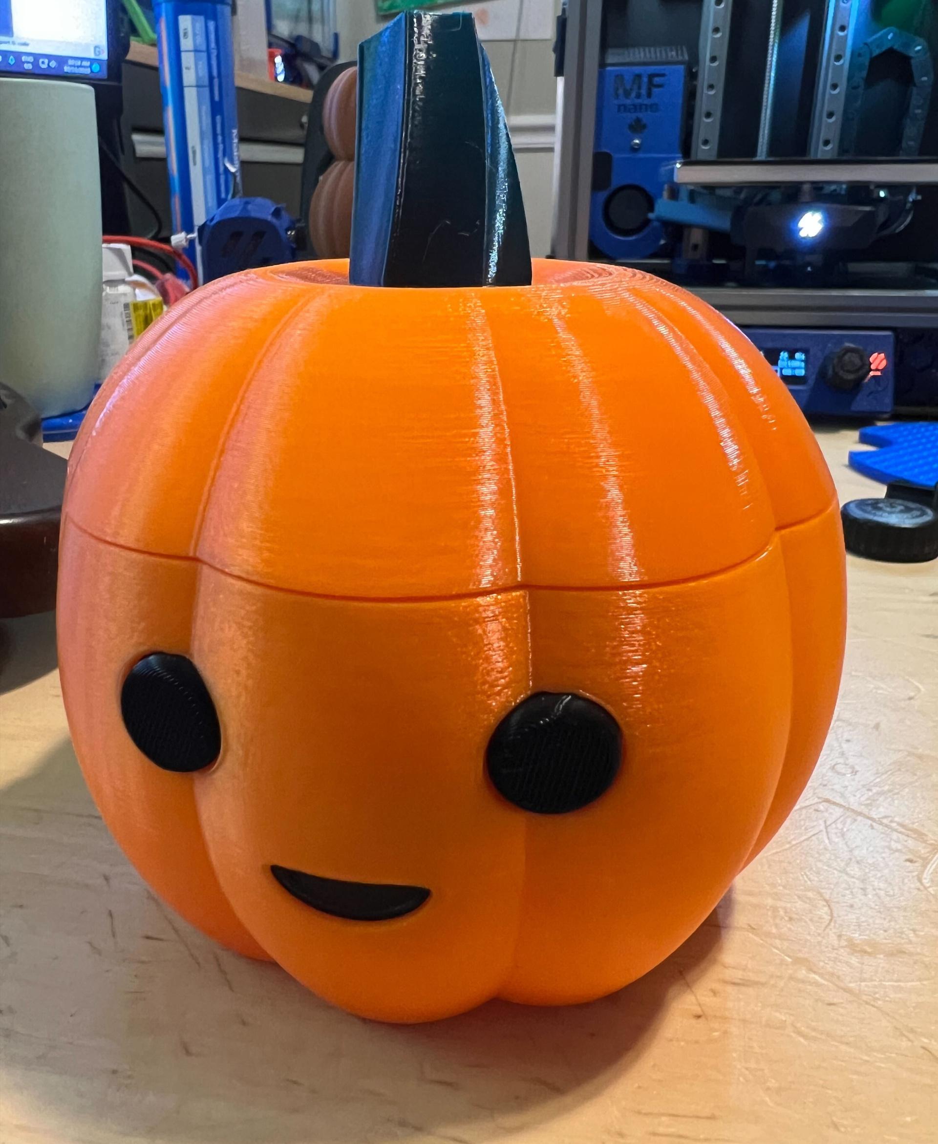 Simple Pumpkin Container  3d model