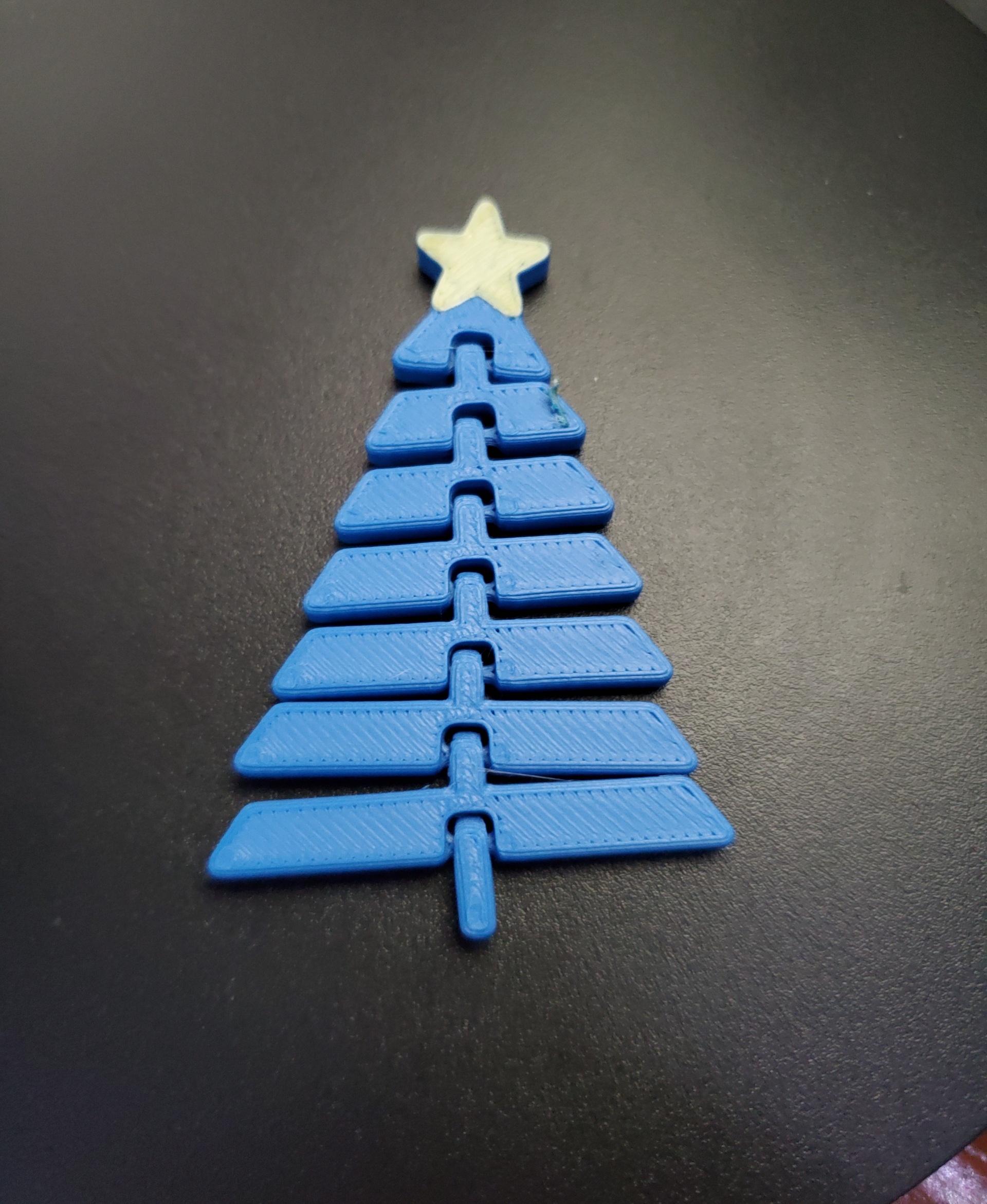 Articulated Christmas Tree with Star - Print in place fidget toy - 3mf - polyterra sapphire blue - 3d model