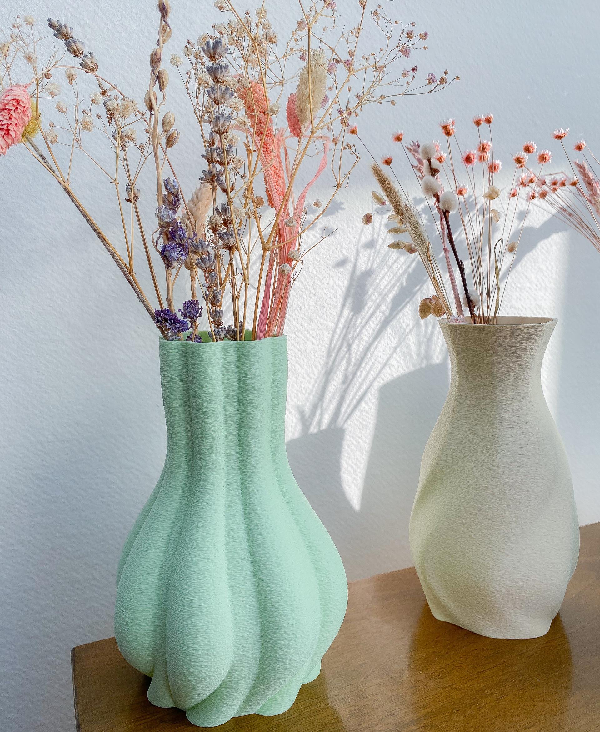 Vase Set 9.2 - vase in fuzzy skin!
 - 3d model