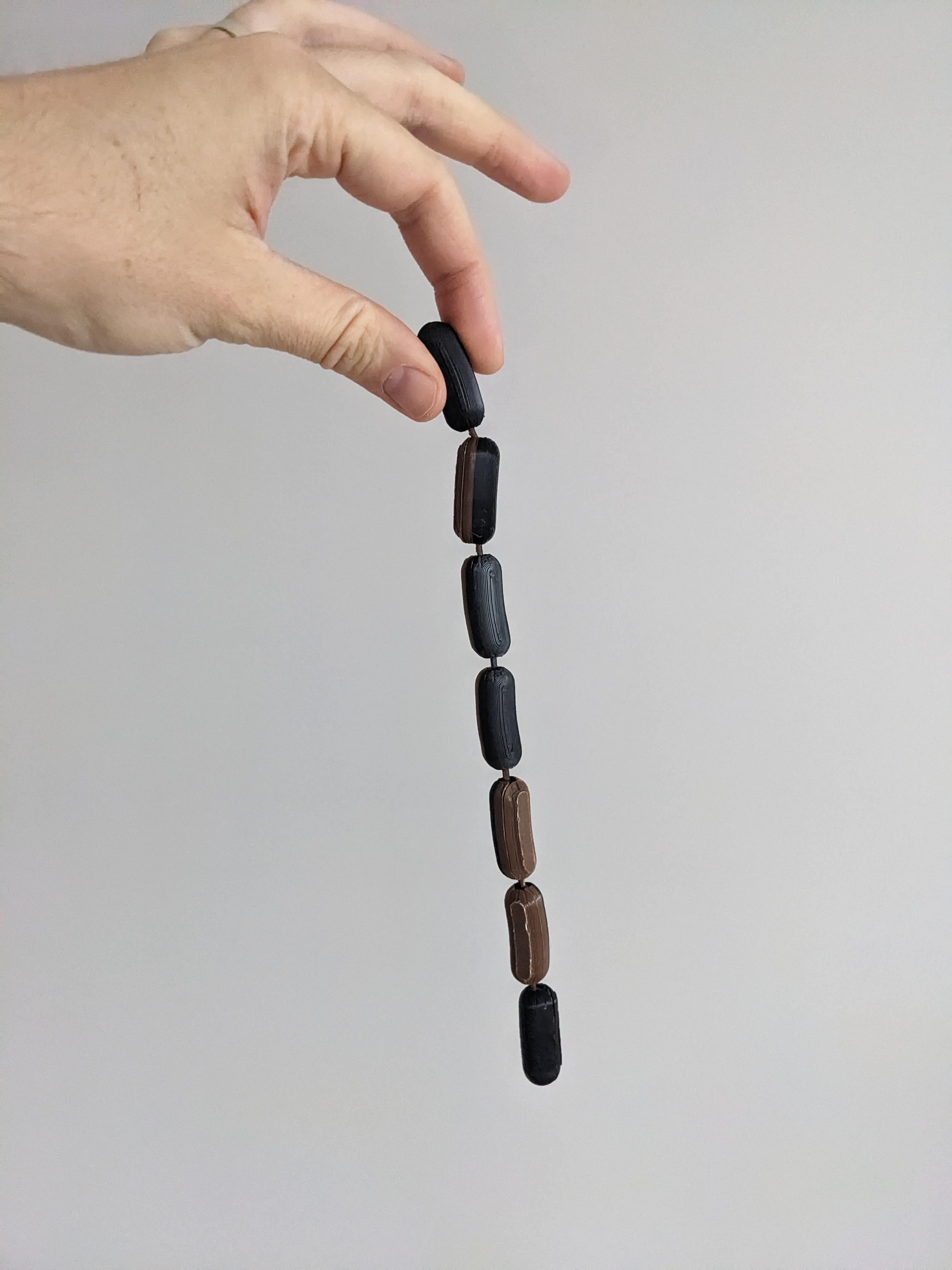 Sausage Link Chain - Articulated Fidget Model 3d model