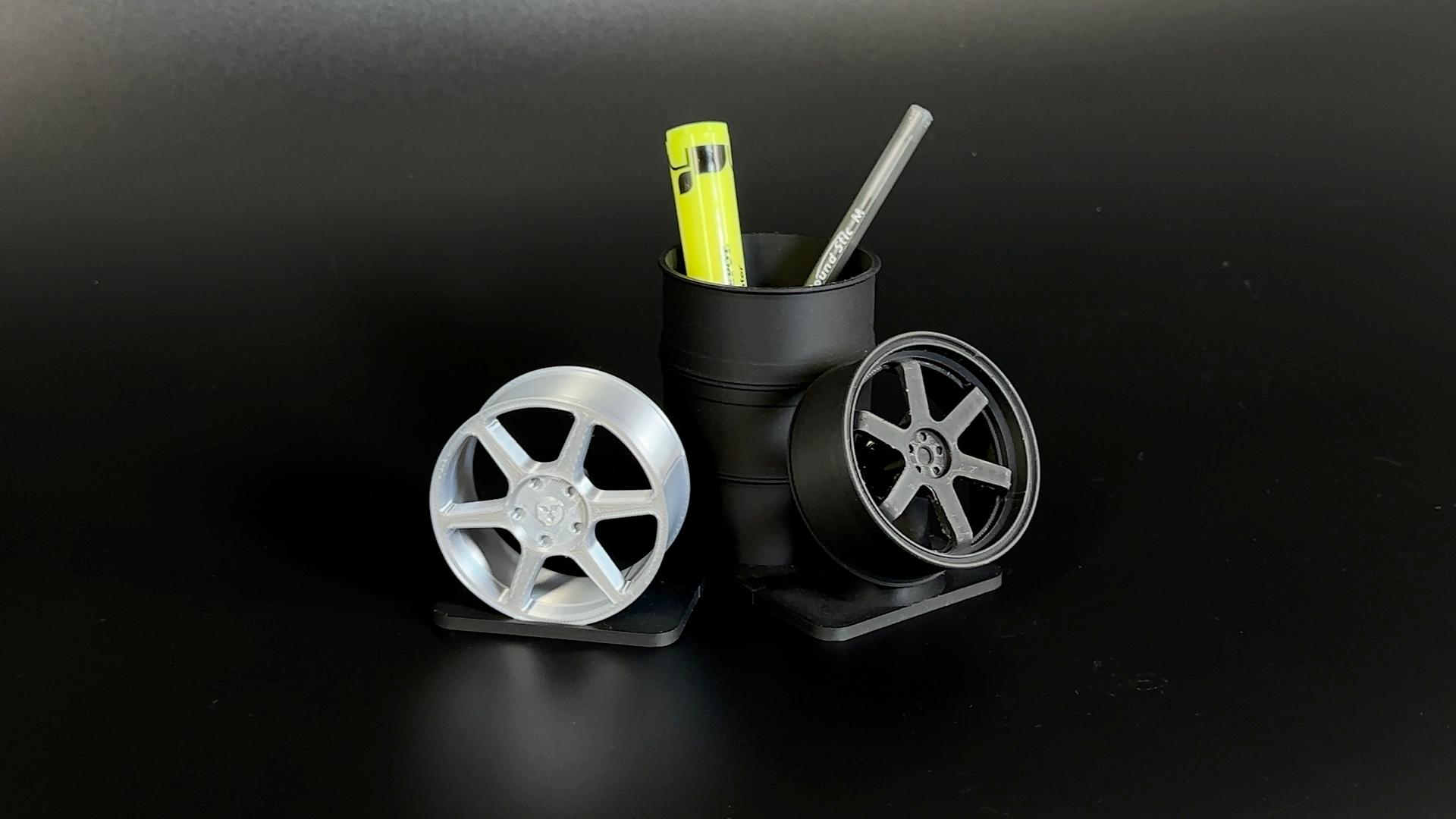 V5 Modular Wheel Pen Holder - TE37 Style 3d model