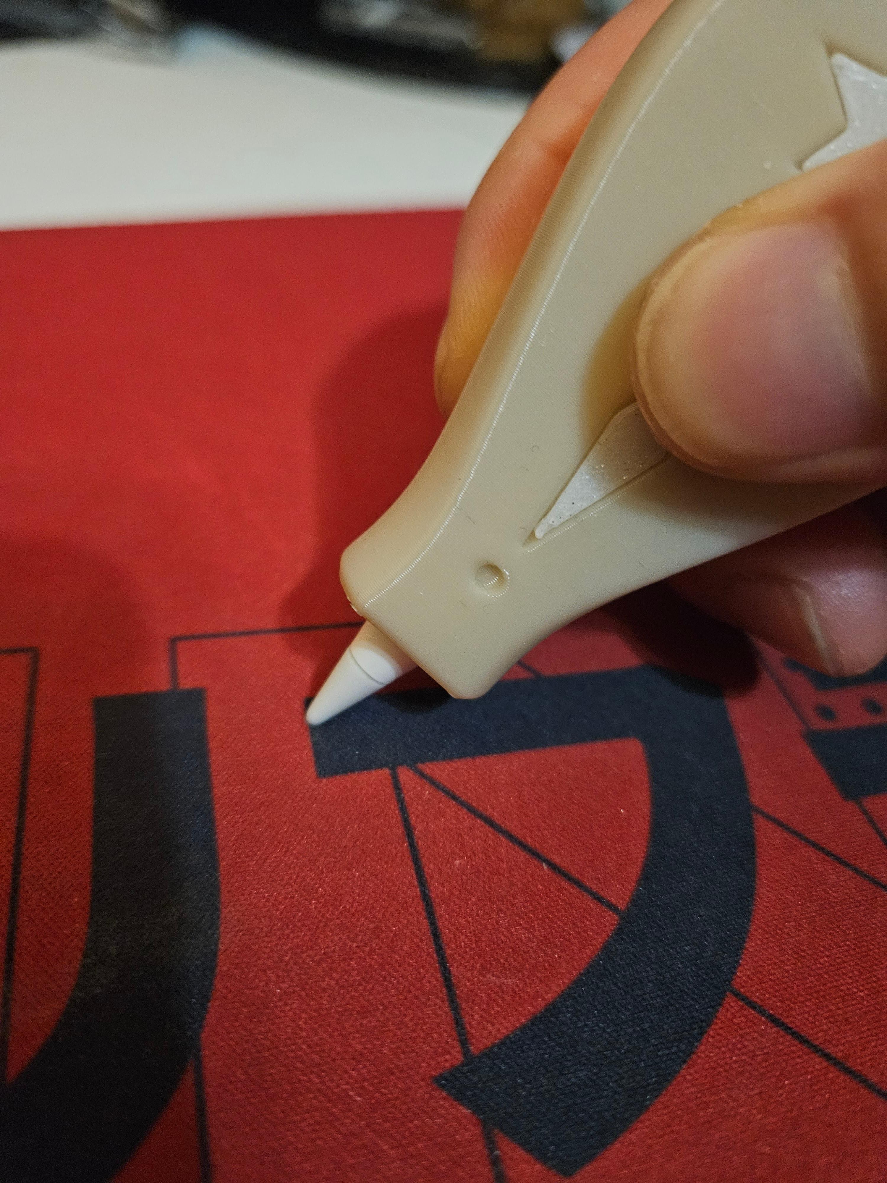 Coco's Ink Wand Stylus Grip (Apple Pen Gen 1) 3d model