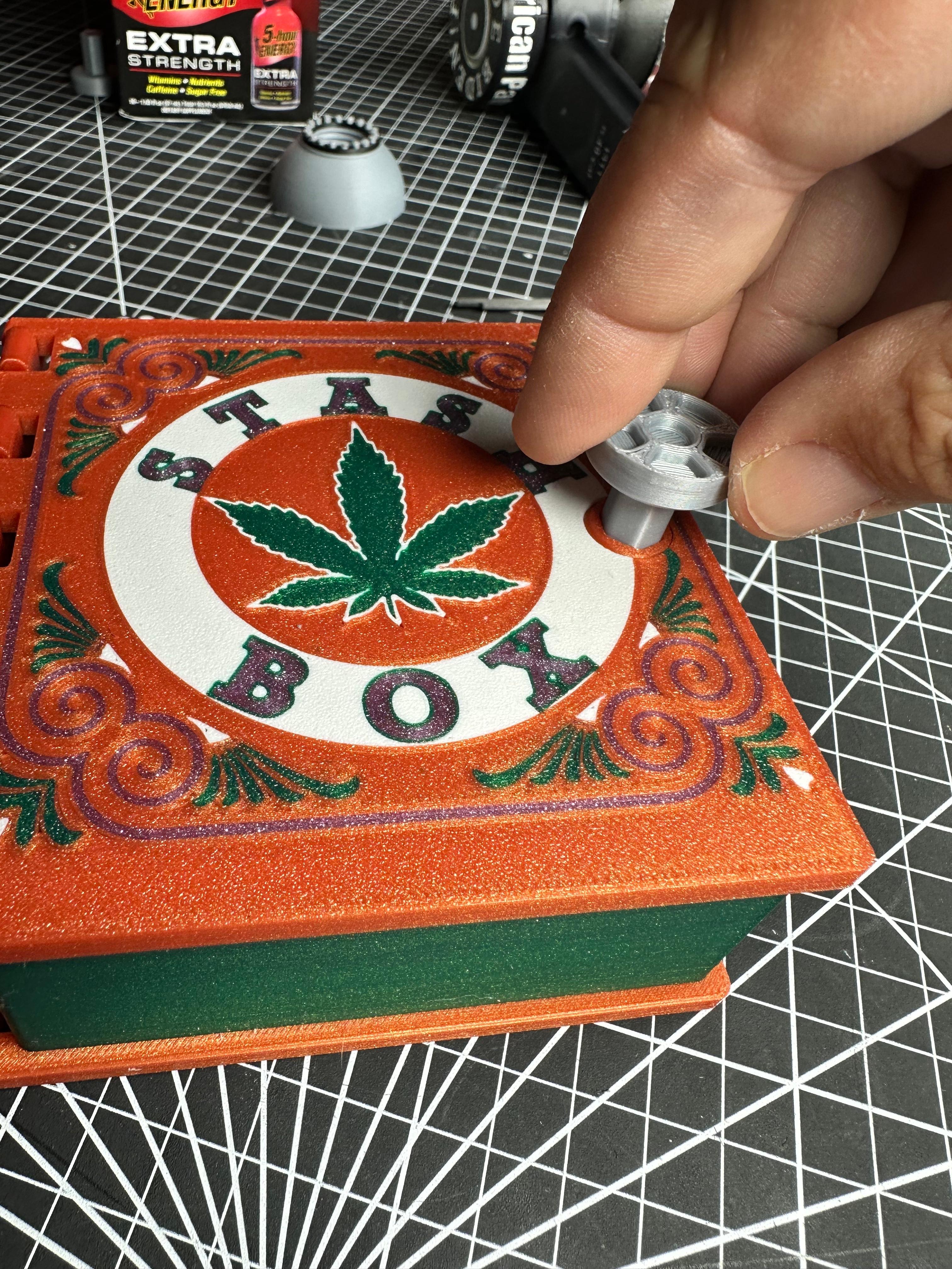 Marijuana Stash Box - Print in Place  3d model