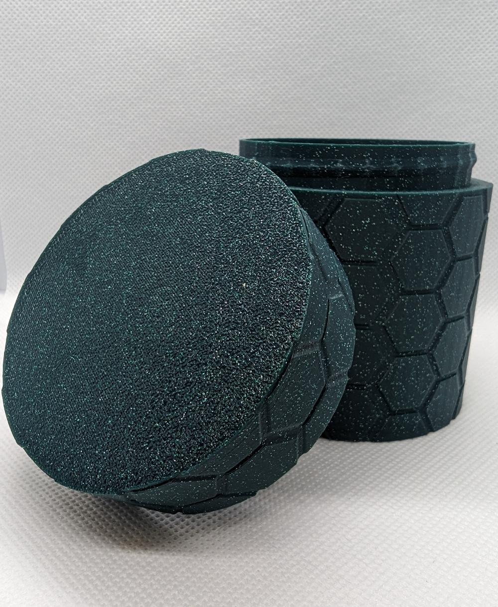 Hex stash jar - Printed in Polymaker Galaxy Dark Green. - 3d model