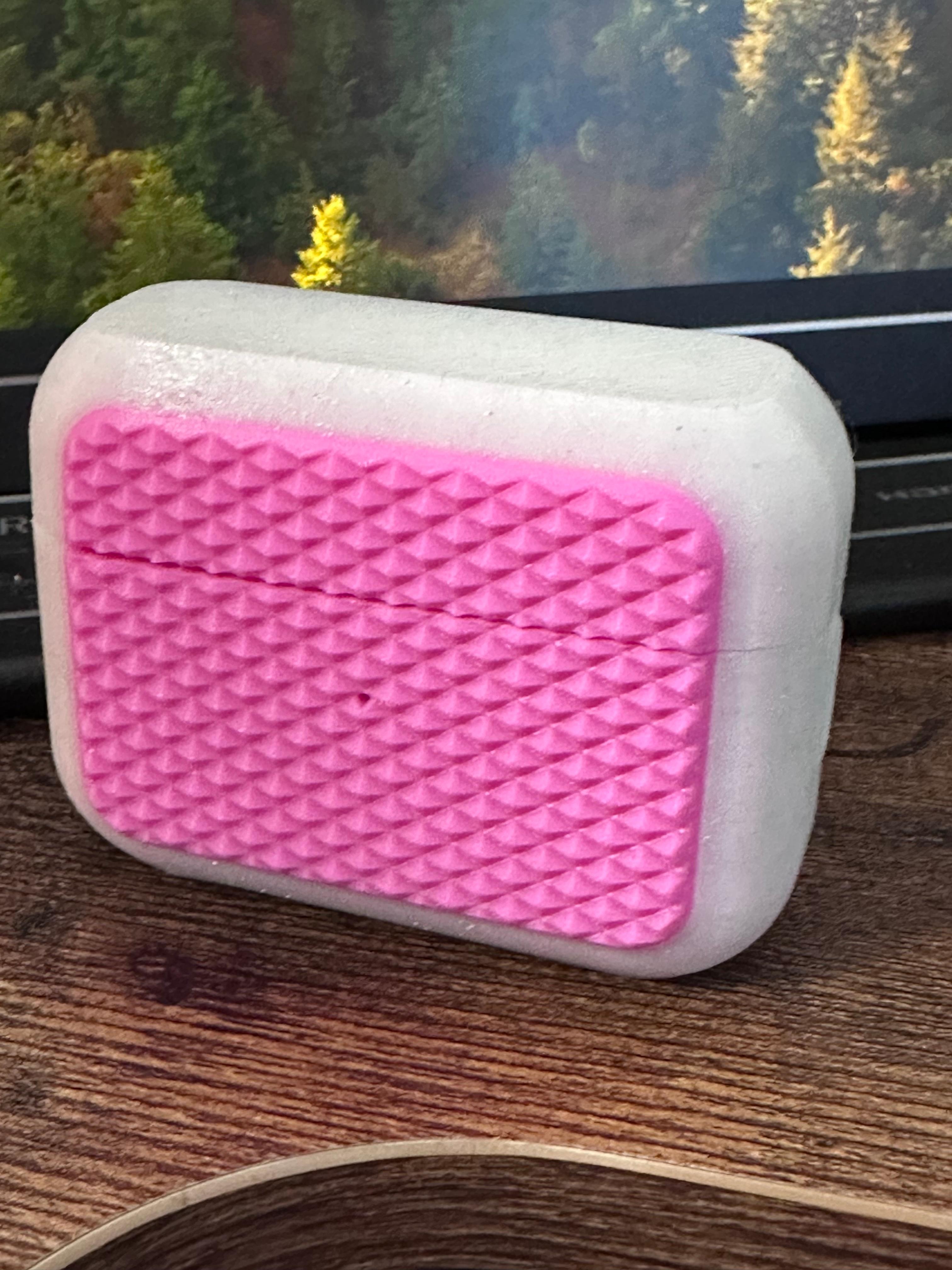 KNURLED AIRPOD CASE  3d model