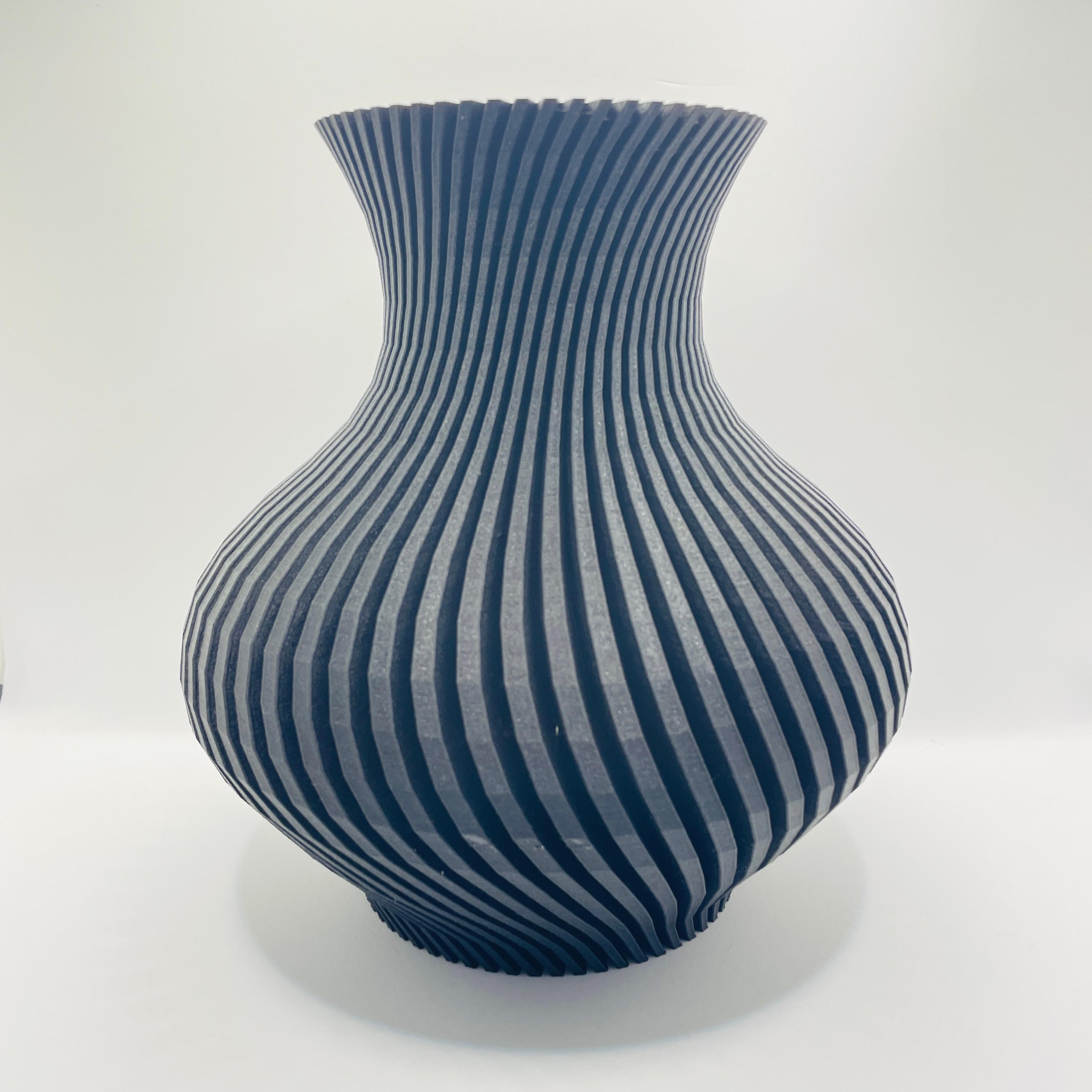 Spiral Vase Set - 4 Designs 3d model