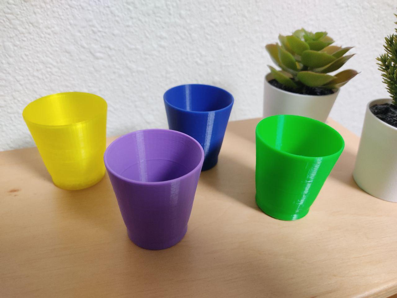 Toy cups 3d model