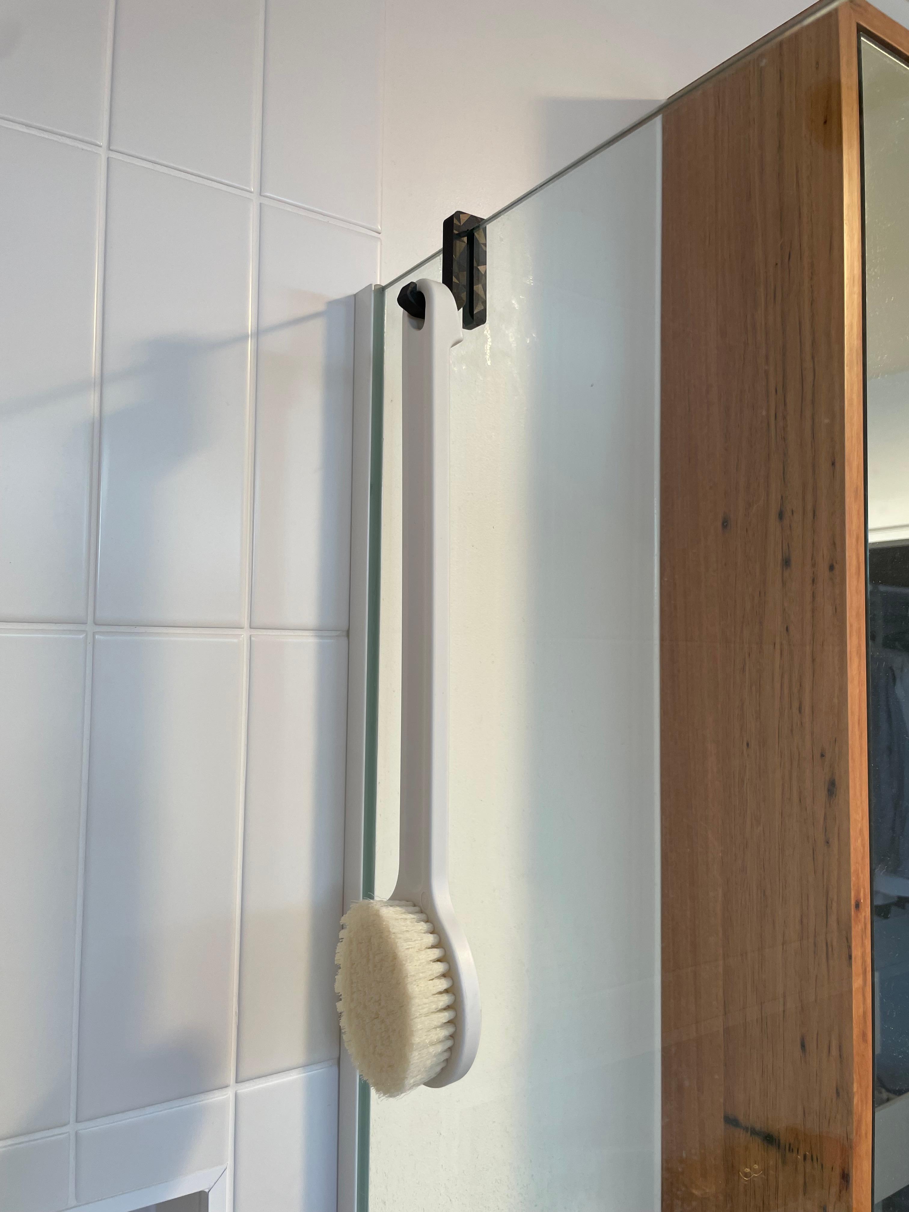 Hook for 10mm glass shower screens 3d model