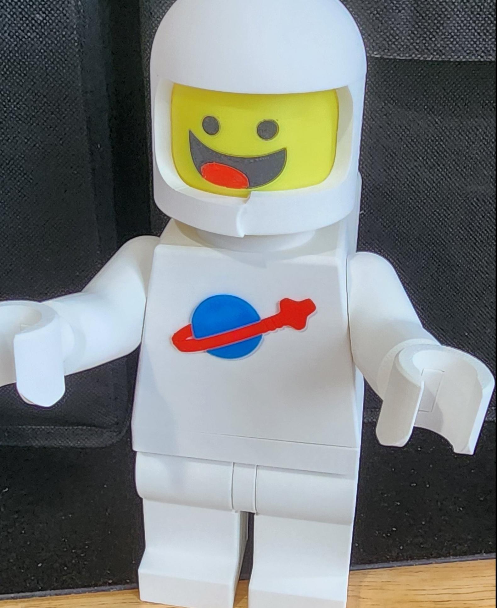 Benny's Head and Helmet (6:1 LEGO-inspired brick figure, NO MMU/AMS, NO supports, NO glue) - Excellent model, excellent designer - 3d model