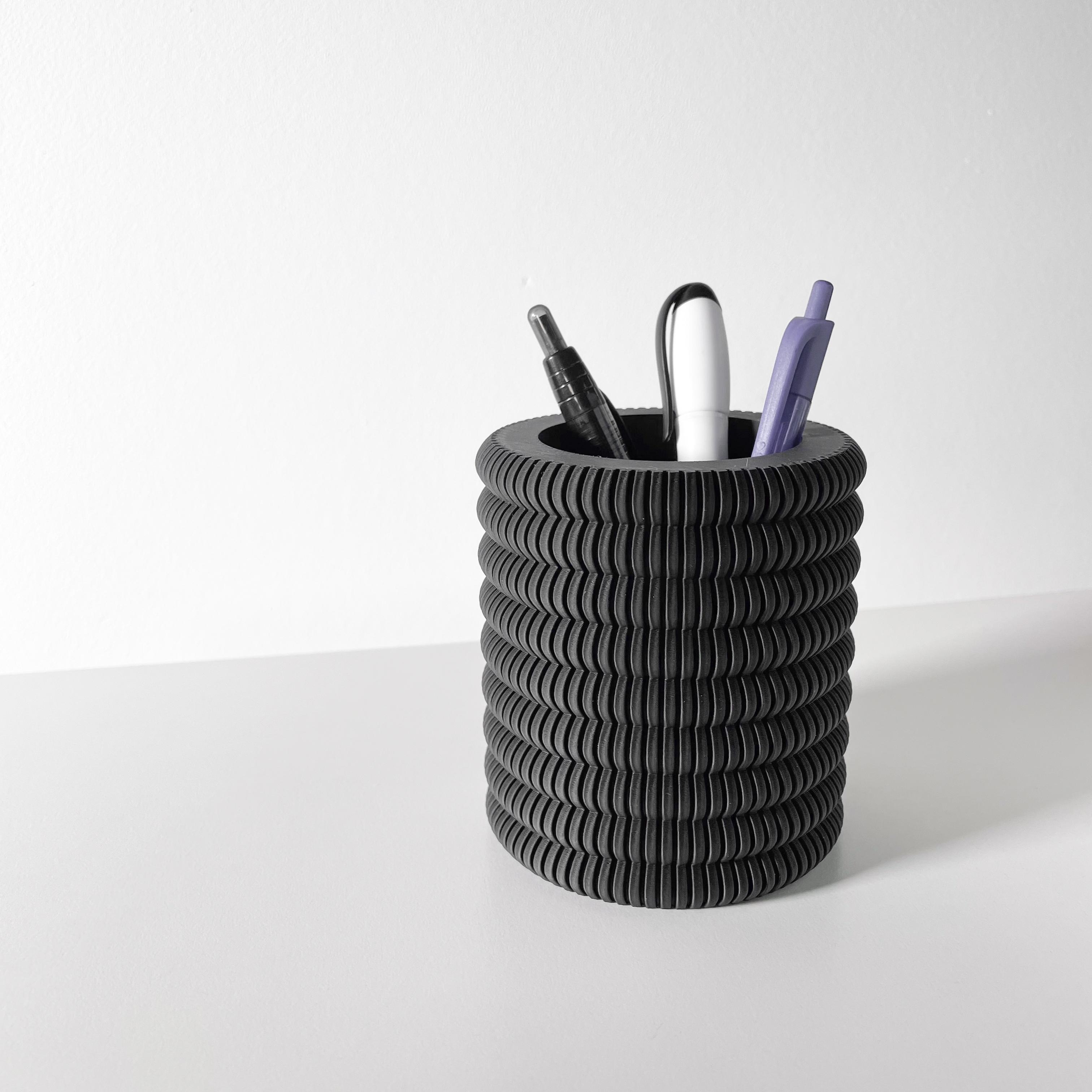The Lonu Pen Holder | Desk Organizer and Pencil Cup Holder | Modern Office and Home Decor 3d model