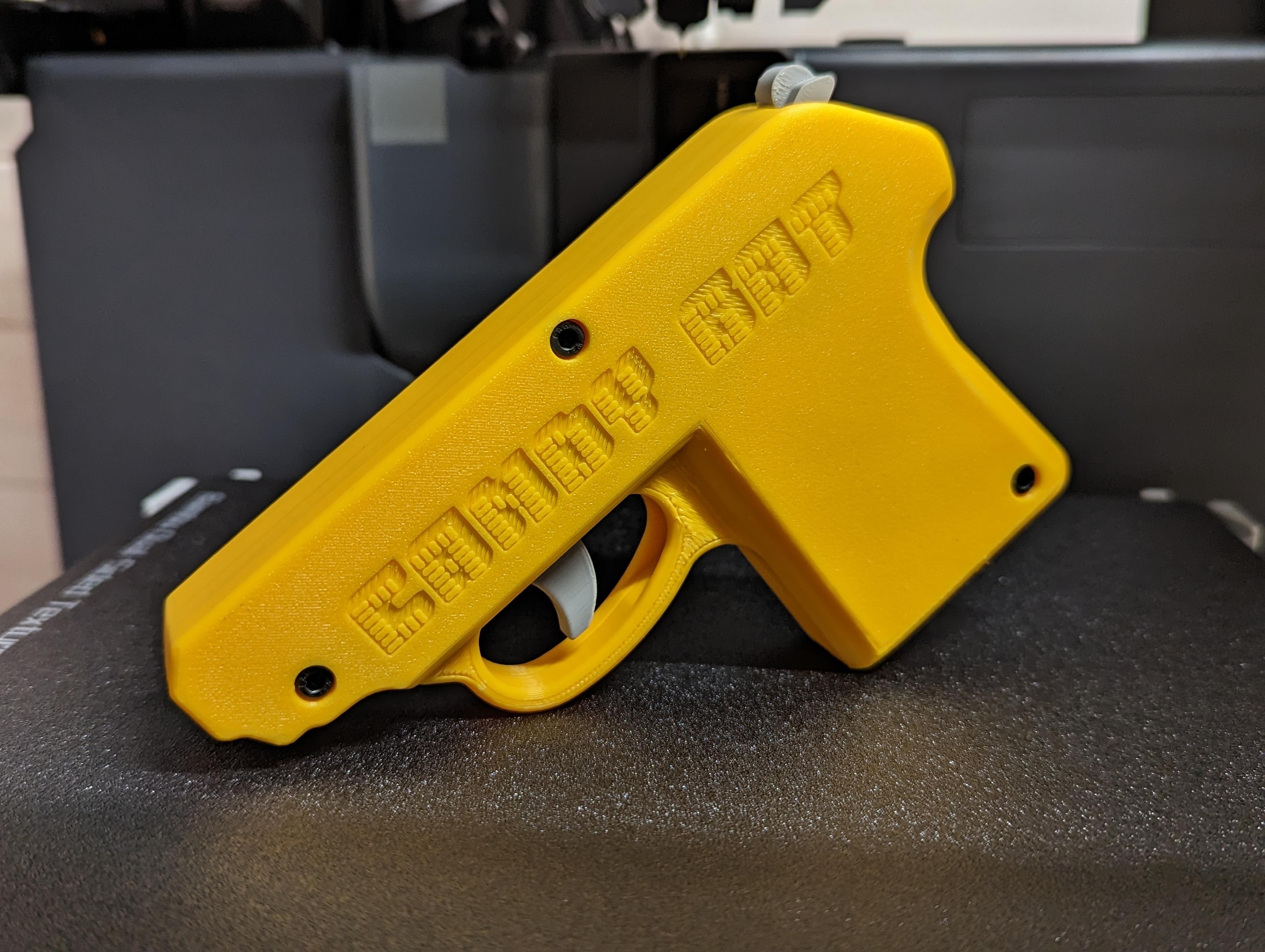 CANDY GAT - THE 3D PRINTABLE CANDY SHOOTER 3d model