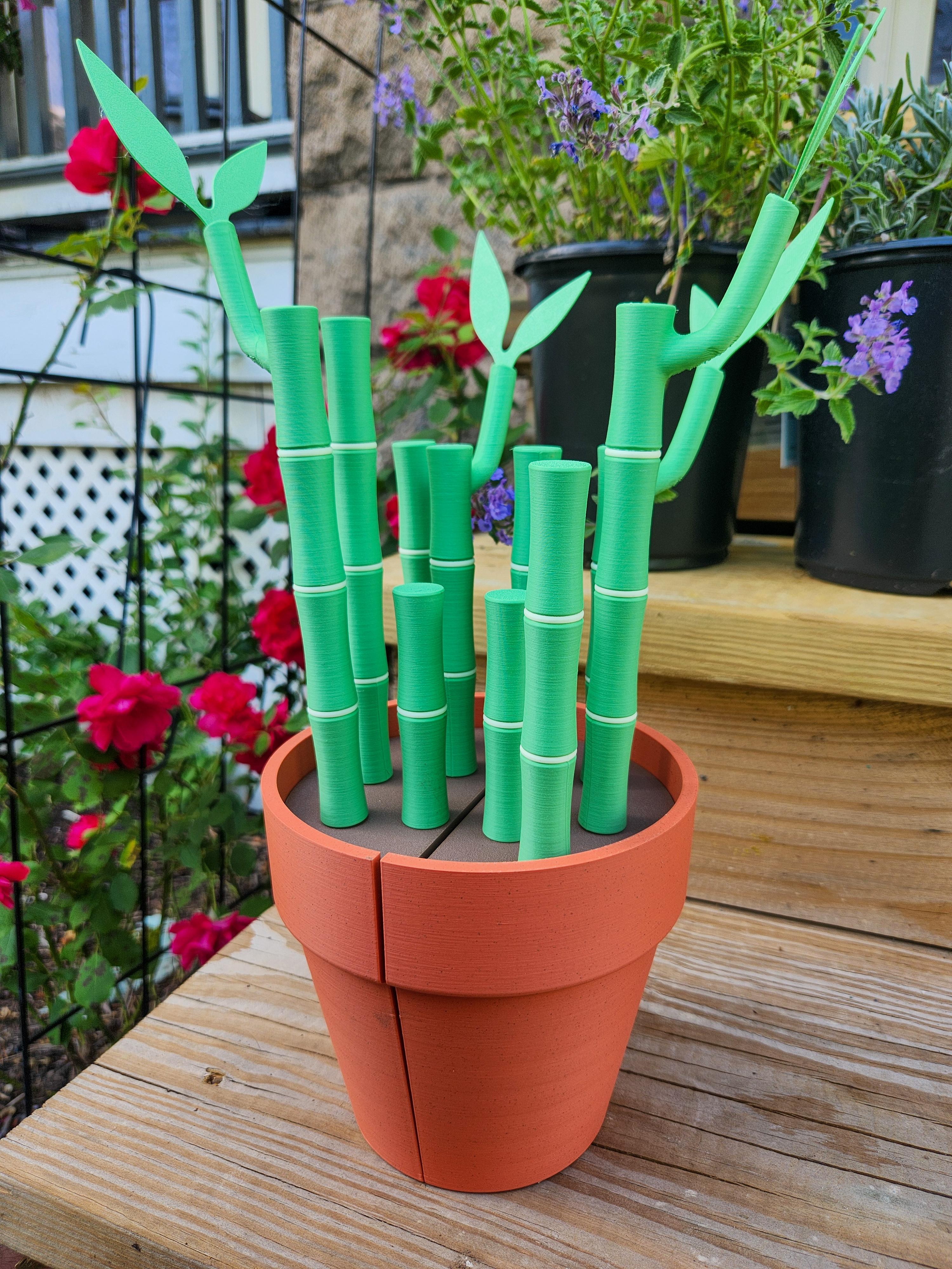 Bambookends - Bamboo Functional Plant with Pens, Highlighters, Post it note dispenser, and Bookmarks 3d model