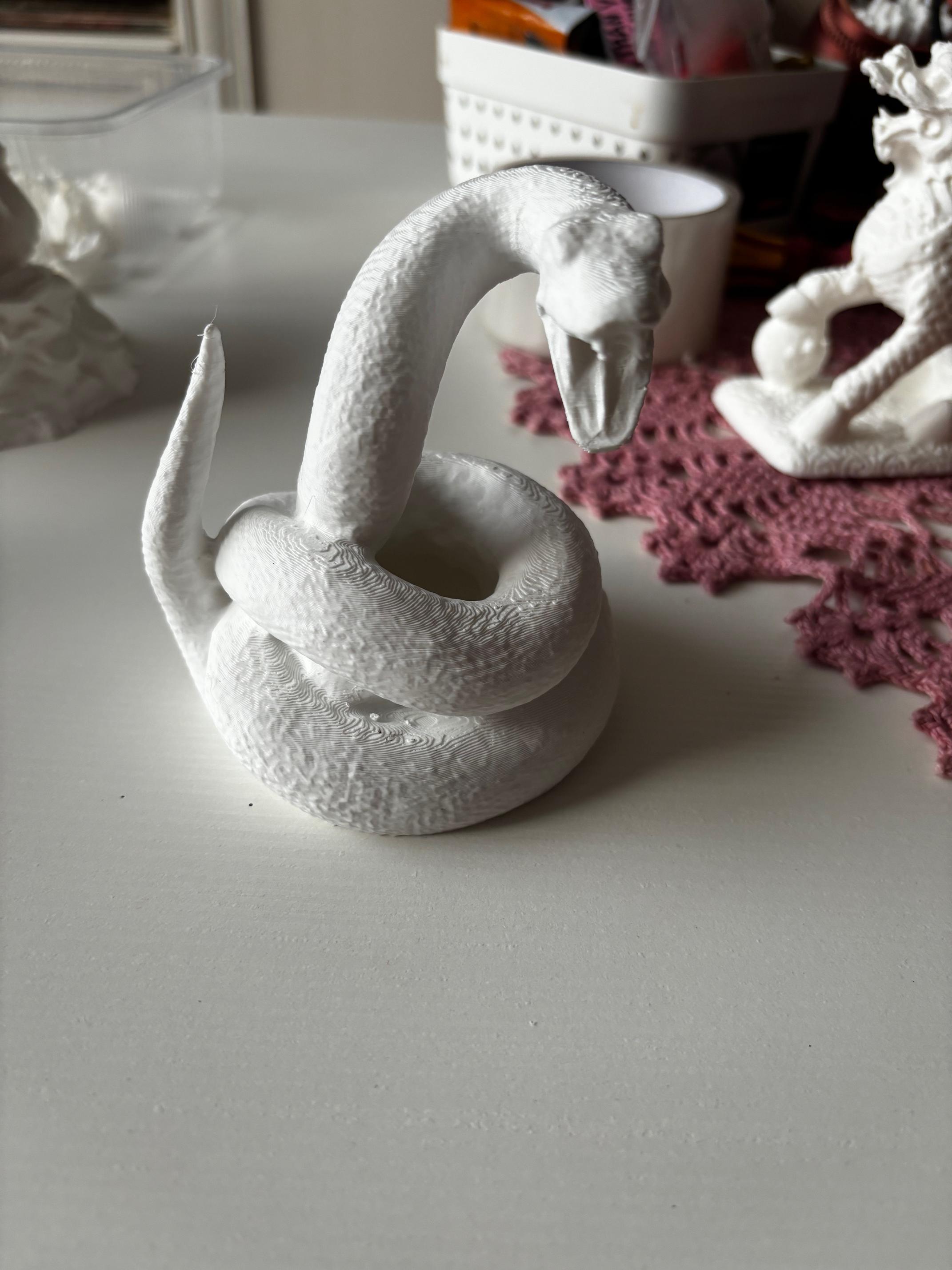 Sculpture of a snake 3d model
