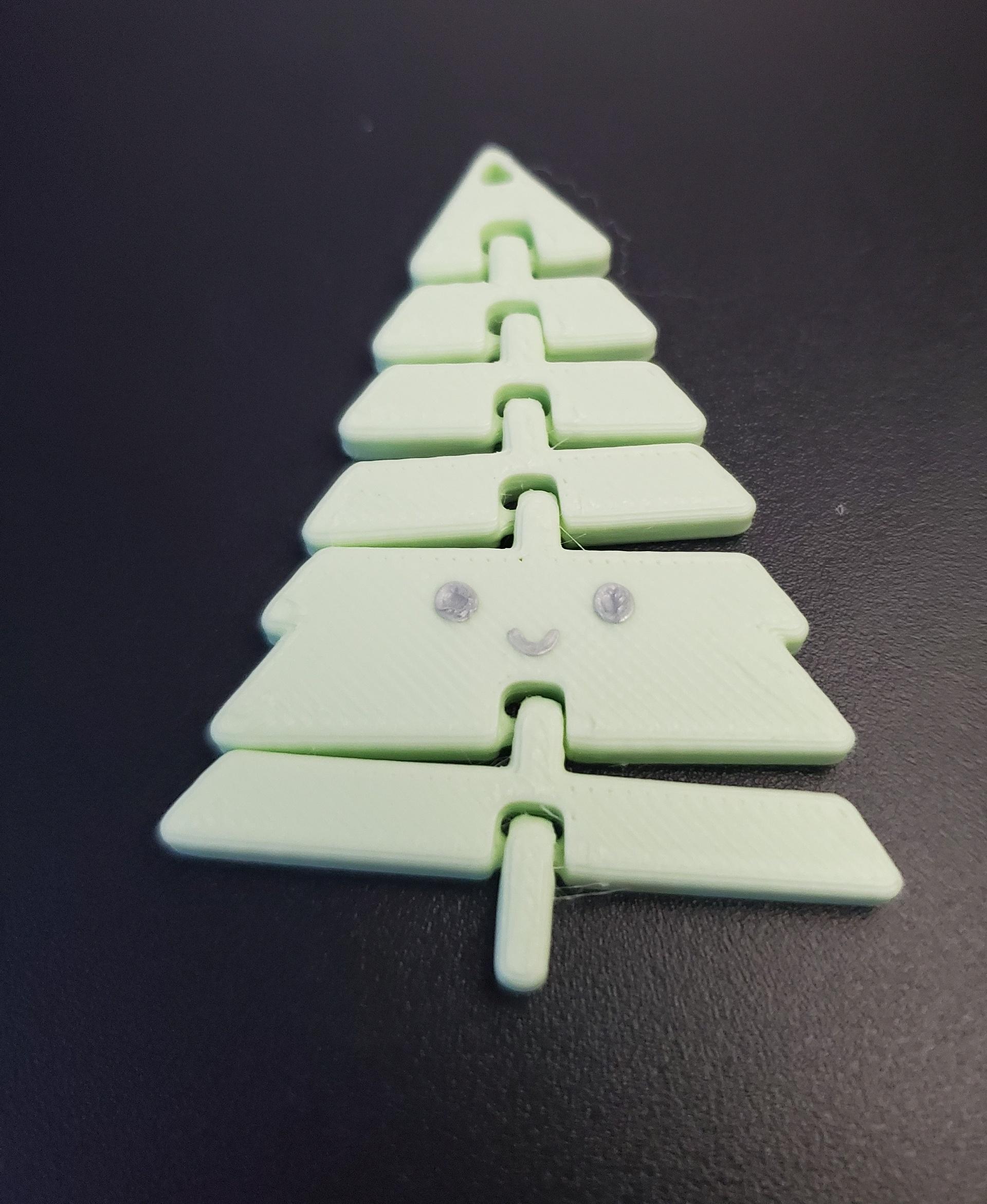 Articulated Kawaii Christmas Tree Keychain - Print in place fidget toy - 3mf - polyterra mint - 3d model