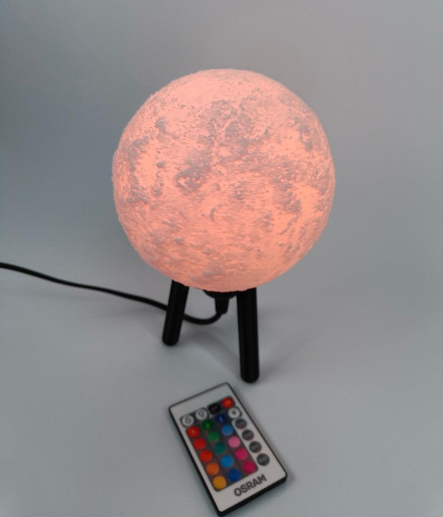 Hybrid Hanging/Desk Venus Lamp 3d model