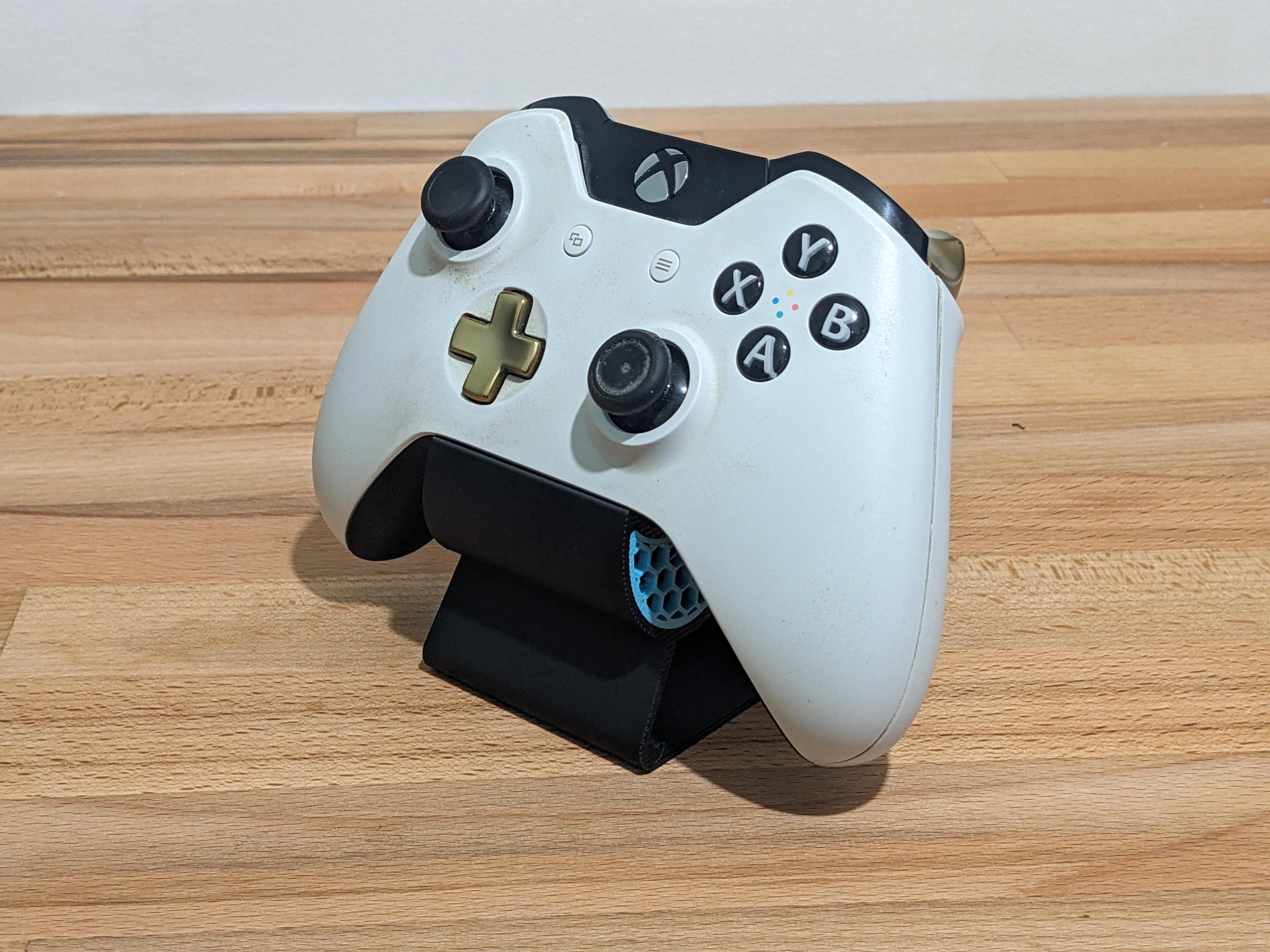 Universal Controller Stand 3d model