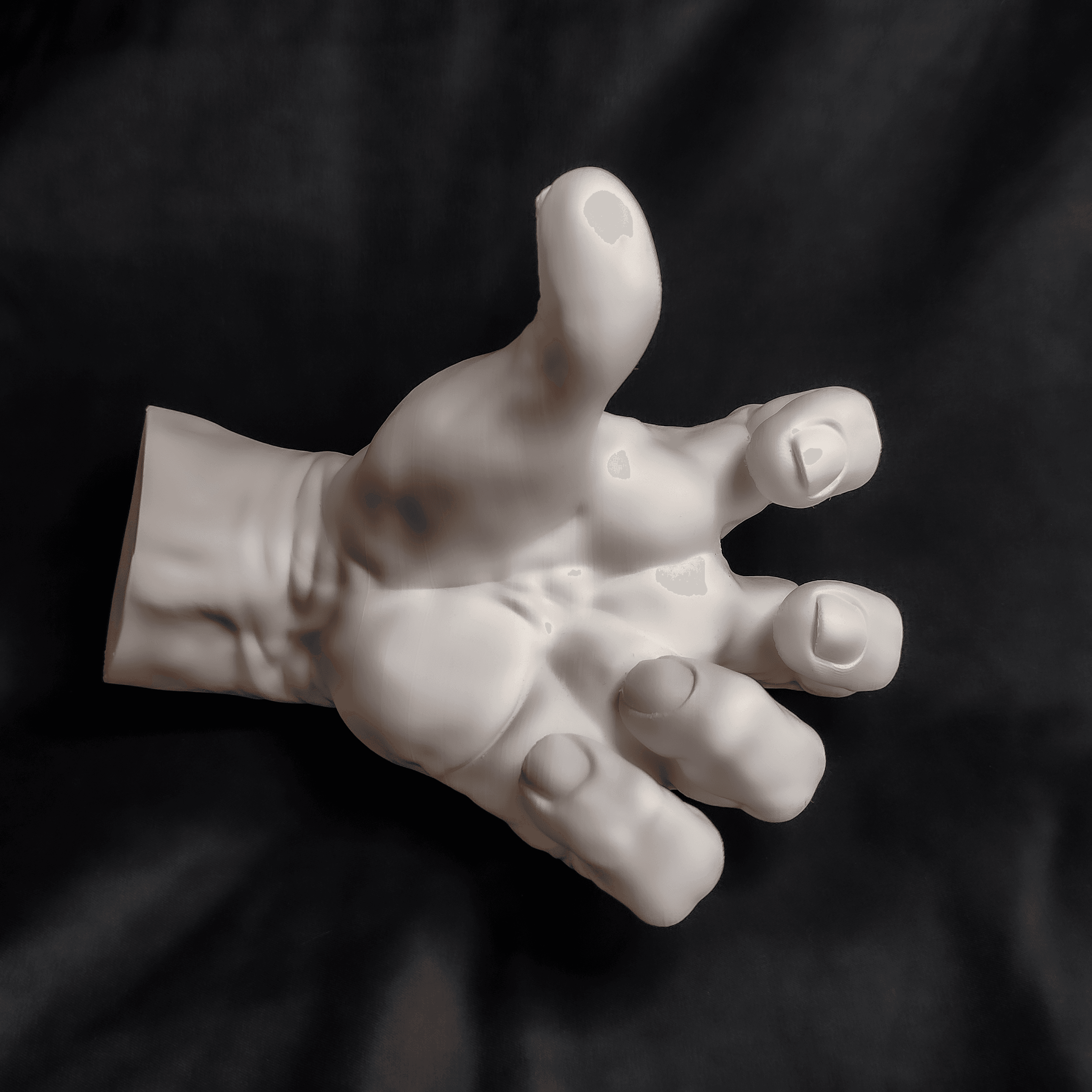 Halloween - Severed Hand Decoration 3d model