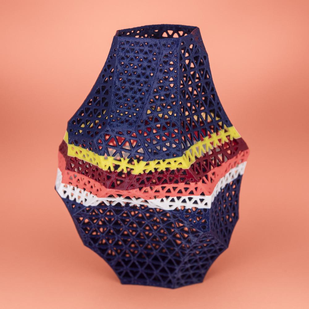 Wireframe Flint Vase 3d model