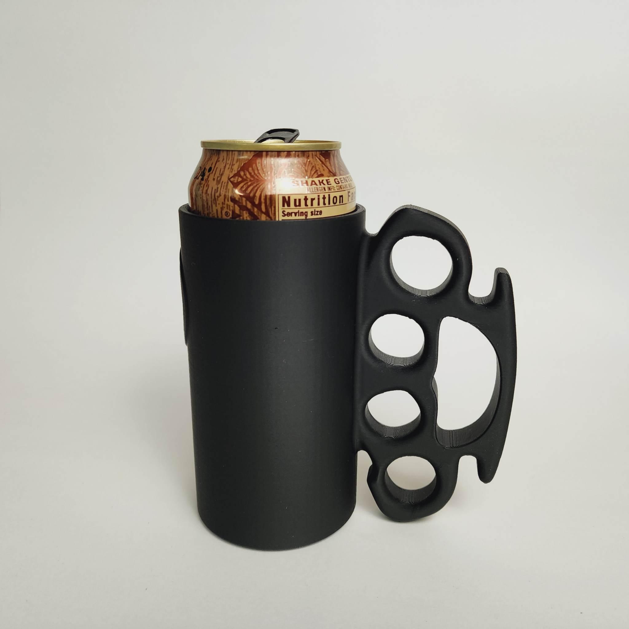 STL file Beer can holder with brass knuckles handle - The perfect