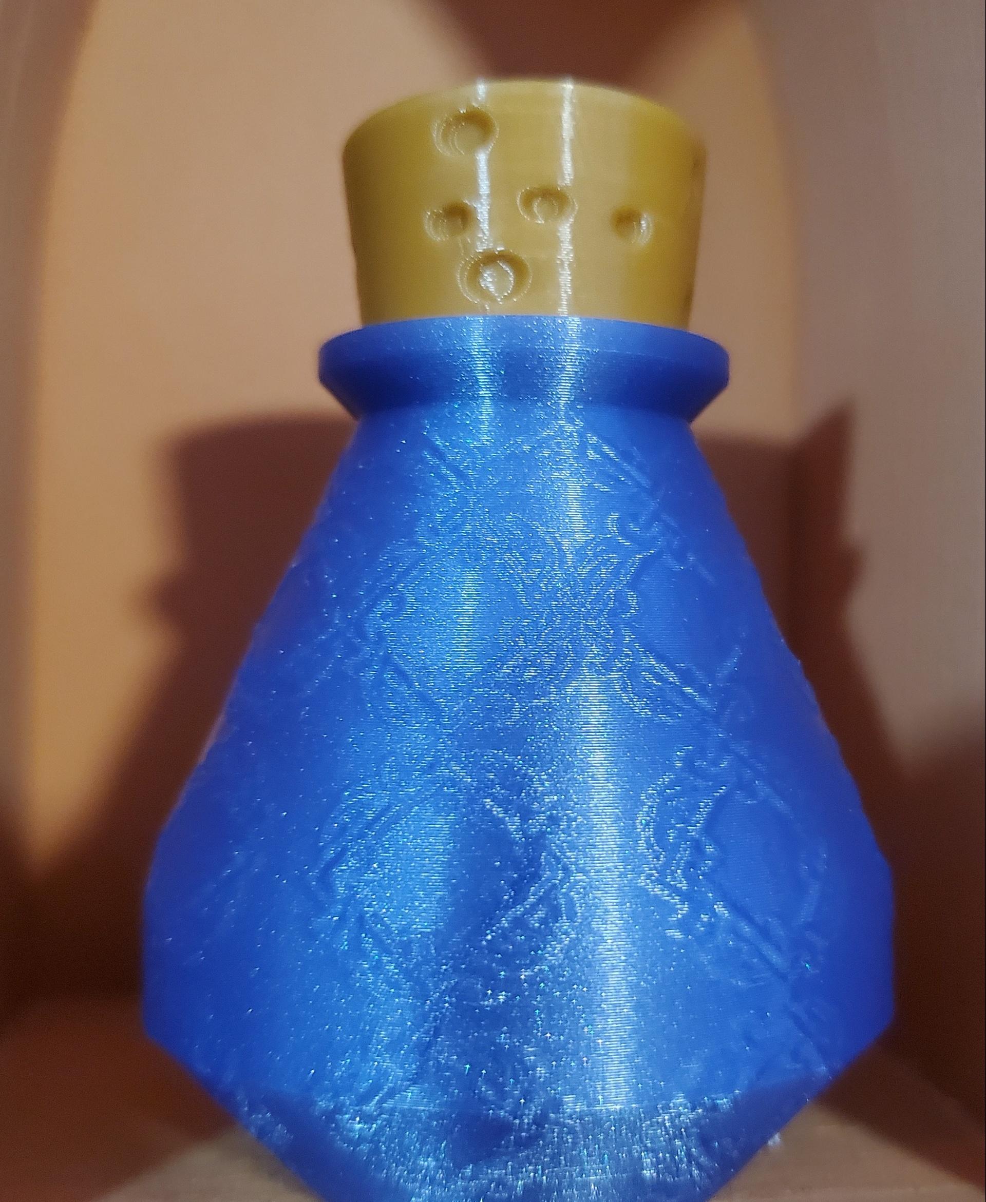 Mini Decorative Potion Bottle 1 3d model