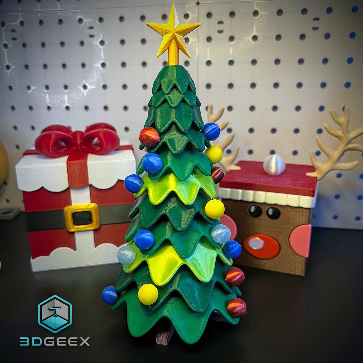 Threaded Christmas Tree 3d model