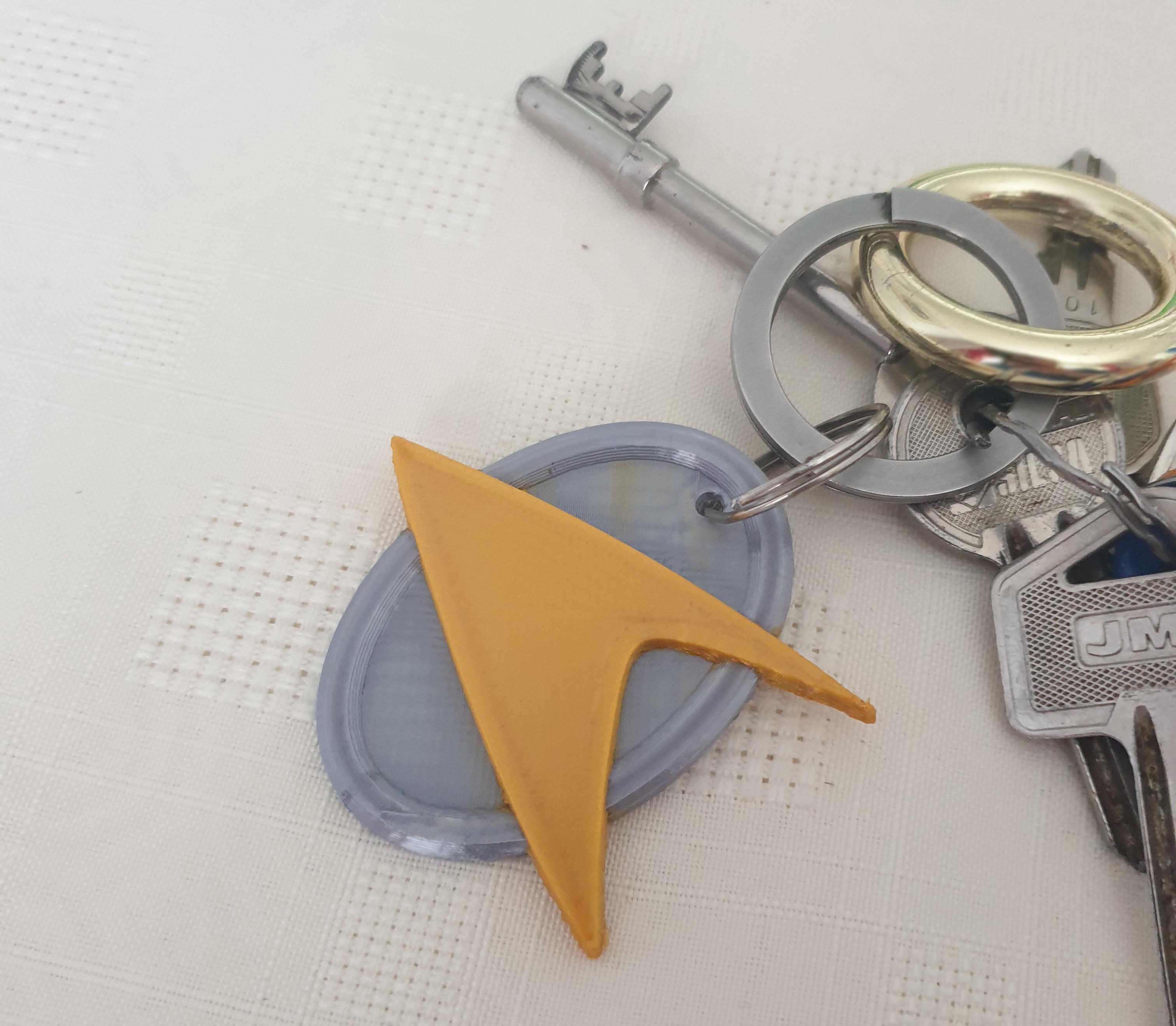 Two Colour Starfleet combadge key ring (split up for dual colour prints, easy & quick!) 3d model