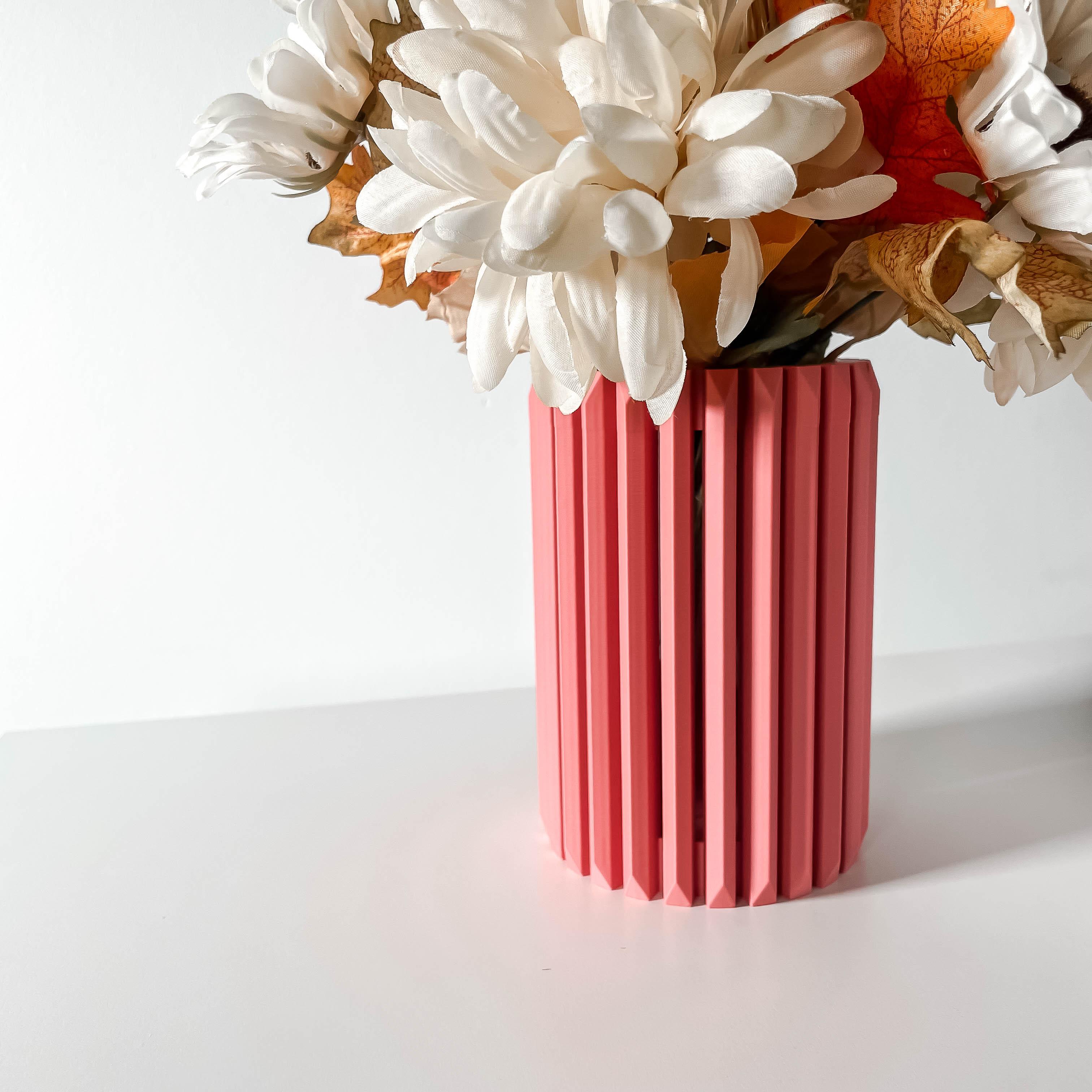 The Teris Vase, Modern and Unique Home Decor for Dried and Preserved Flower Arrangement  3d model