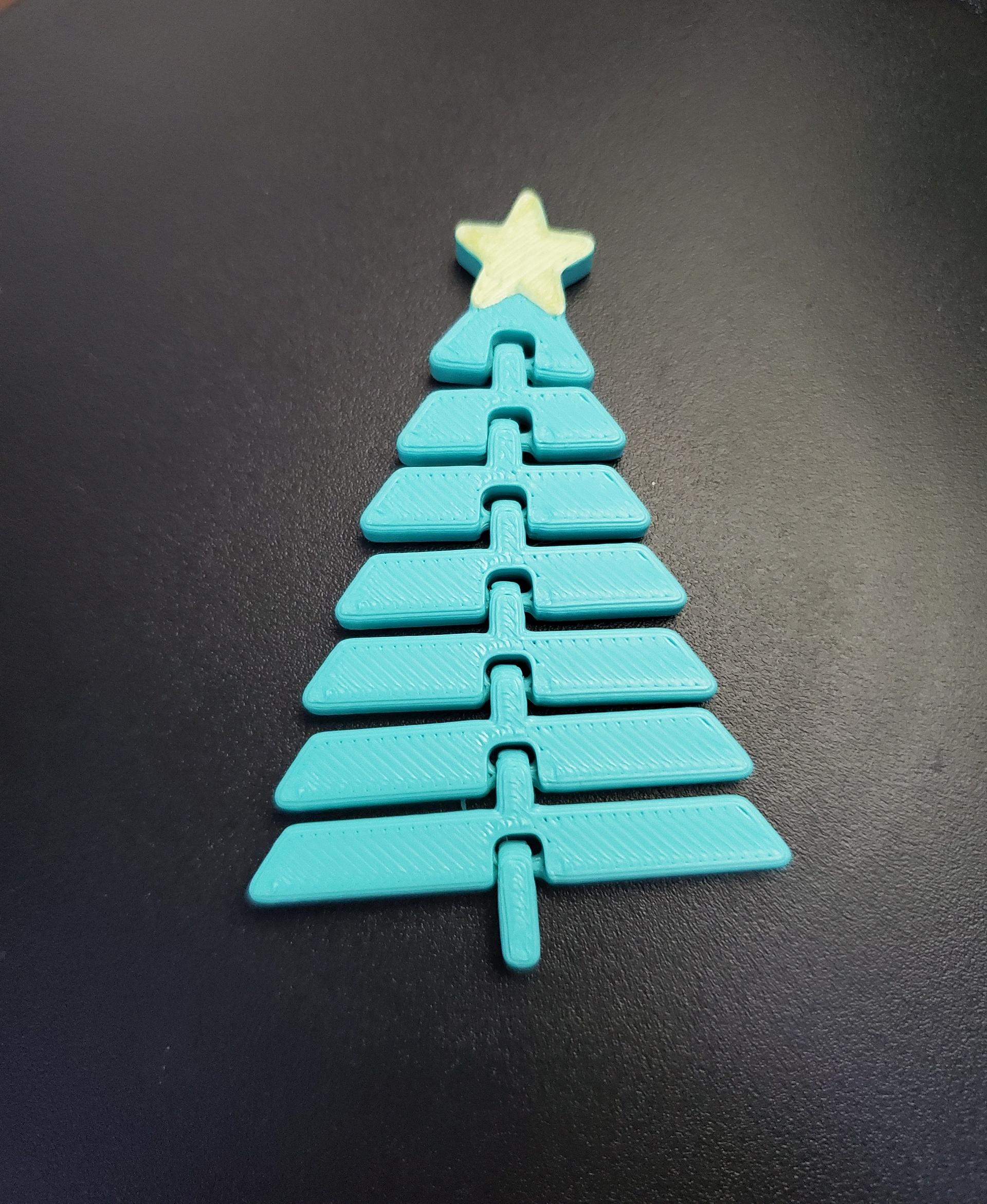 Articulated Christmas Tree with Star - Print in place fidget toy - 3mf - polymaker teal pla pro - 3d model