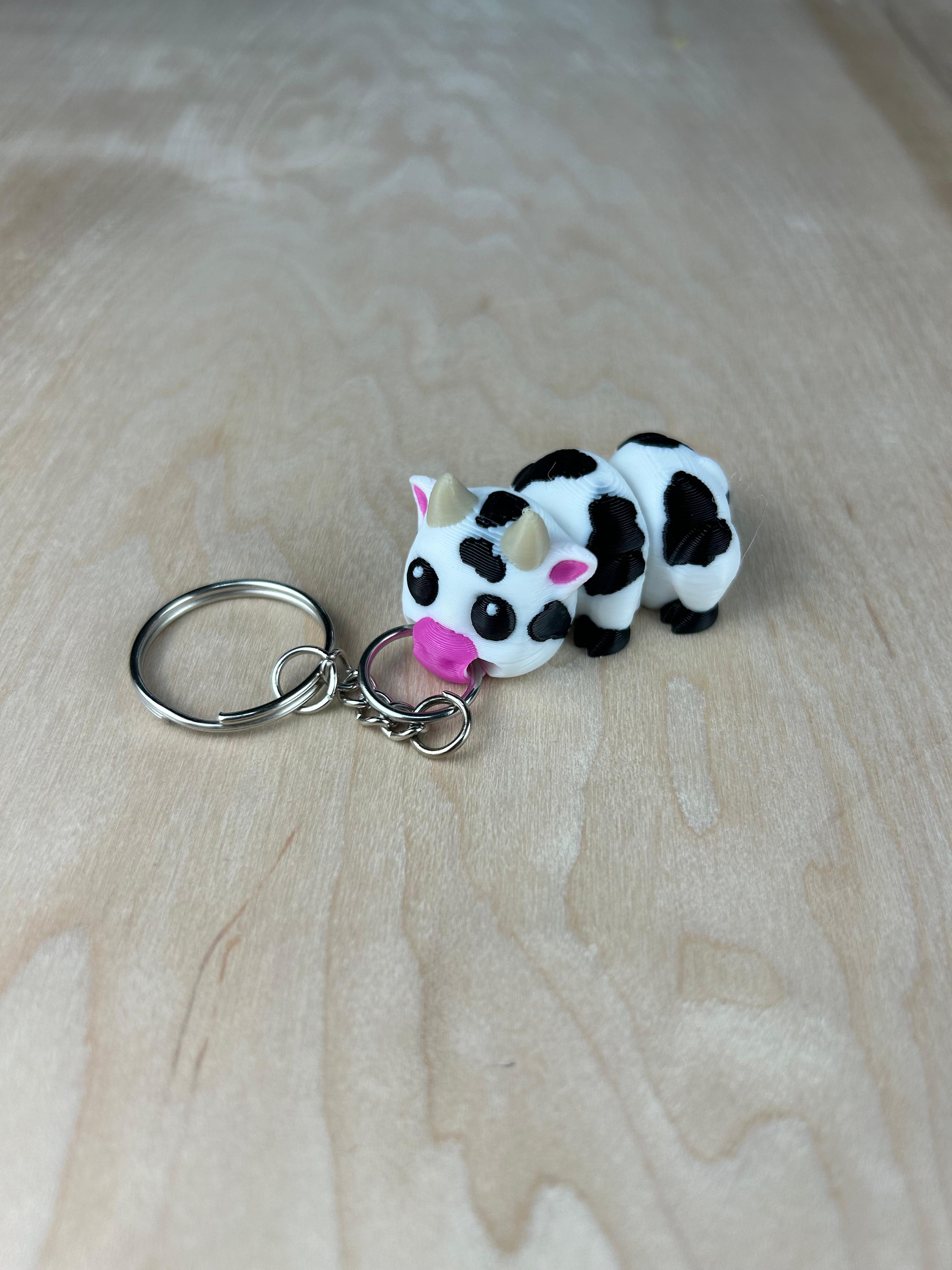 Cow with two joints Keychain 3d model