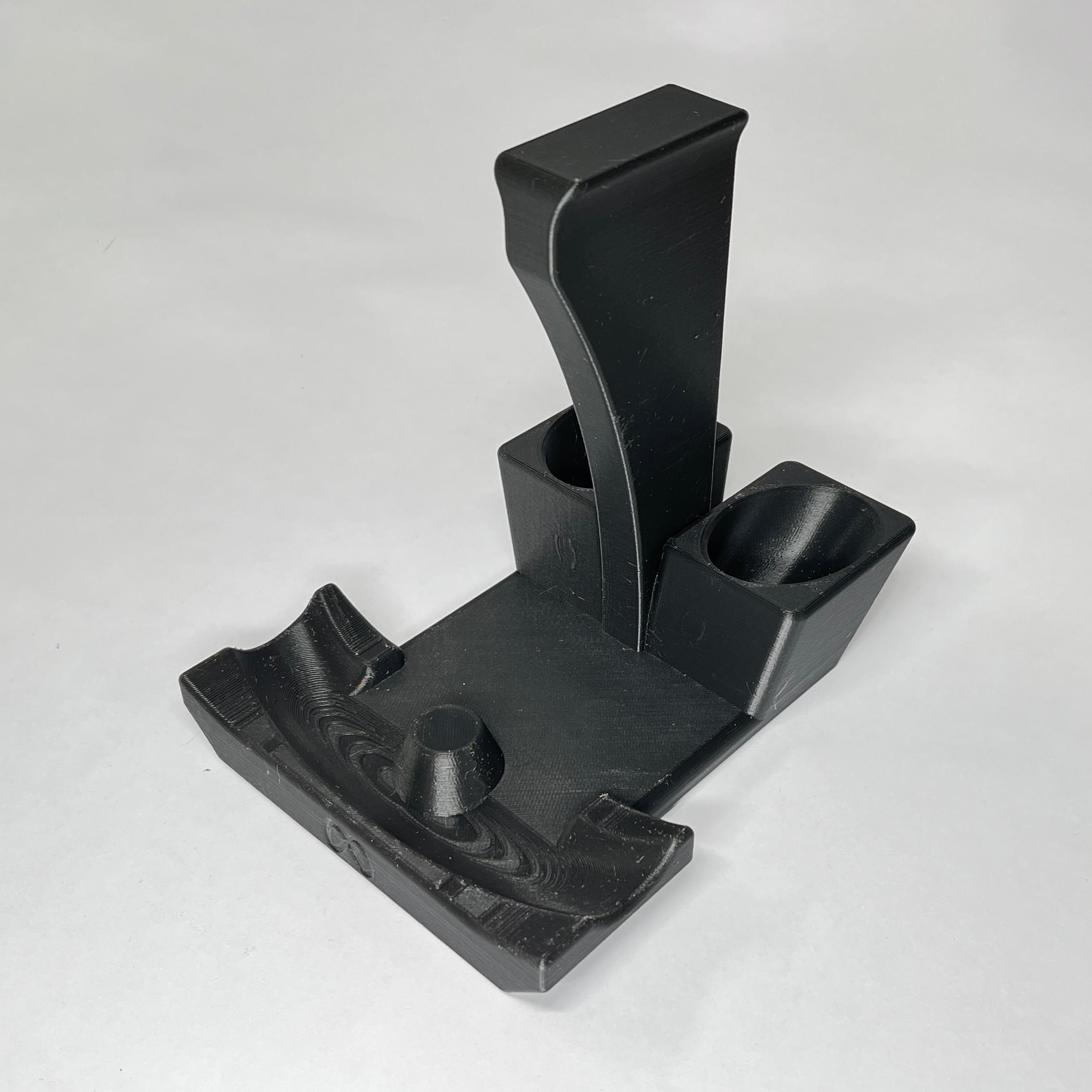 Oculus Meta Quest 3 Stand with Carrying Handle for Easy Relocation 3d model