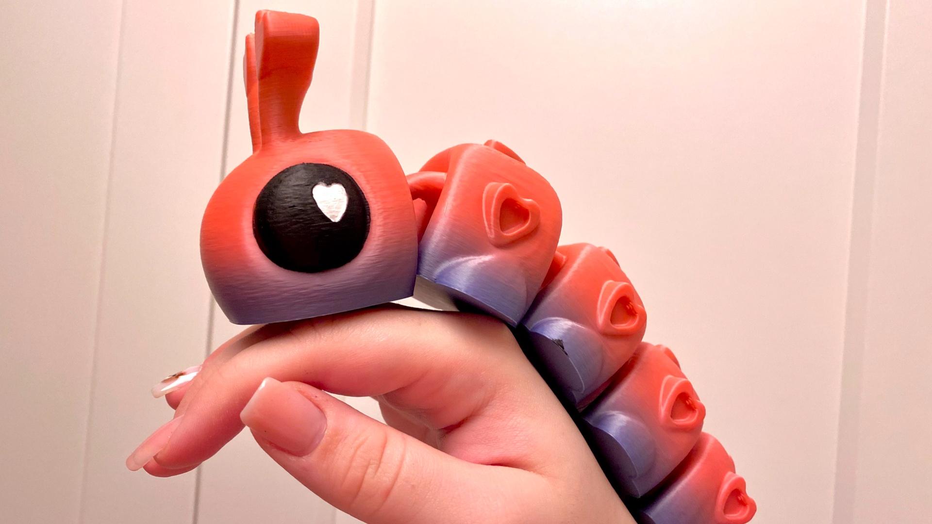 M3D - Love Bug - it is very cute! i painted the eyes too, love the model ^-^ - 3d model