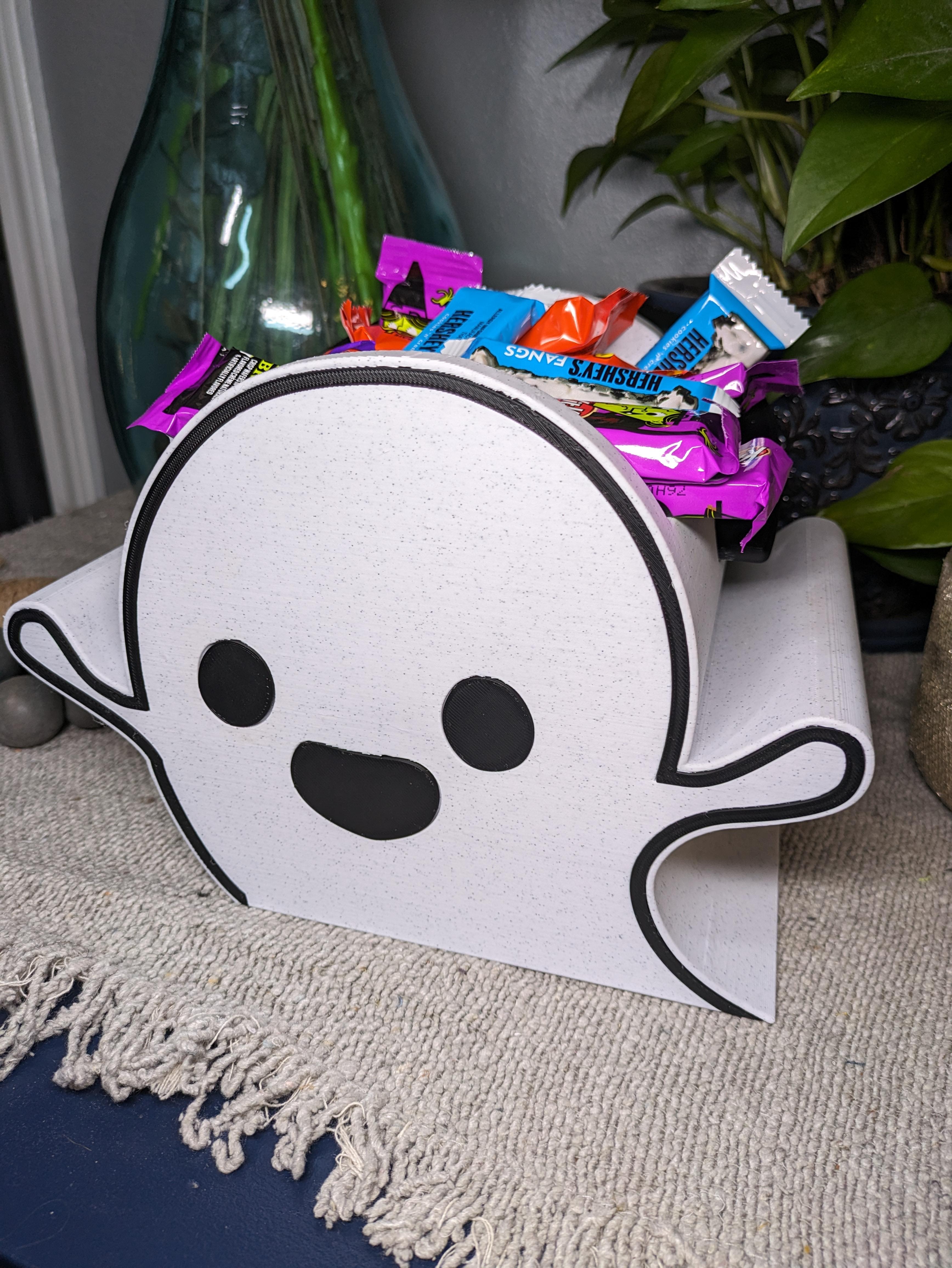 Cute Ghost Bucket 3d model
