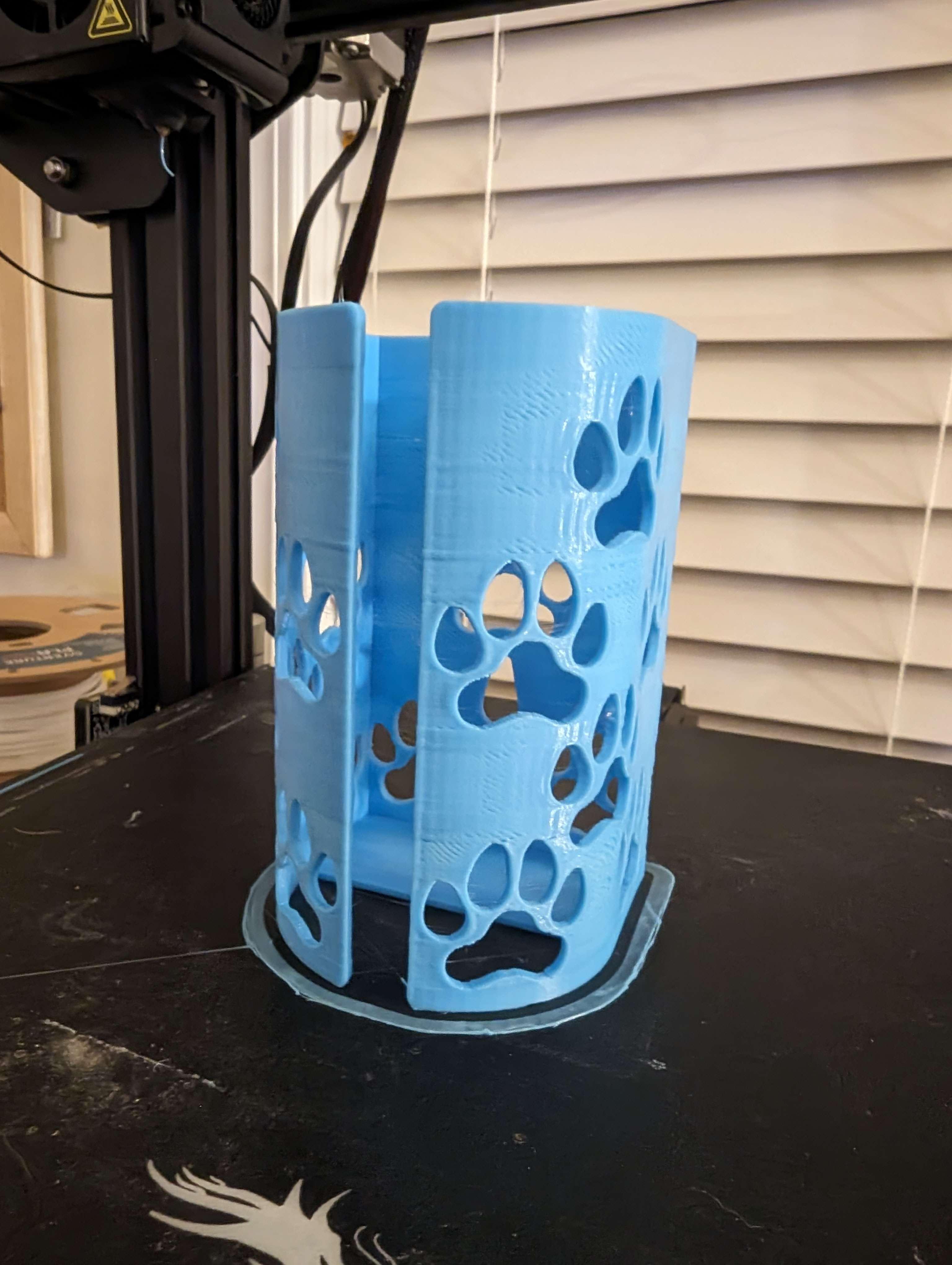 Plastic Bag Holder w/ Paw Pattern | Wall Mounted 3d model